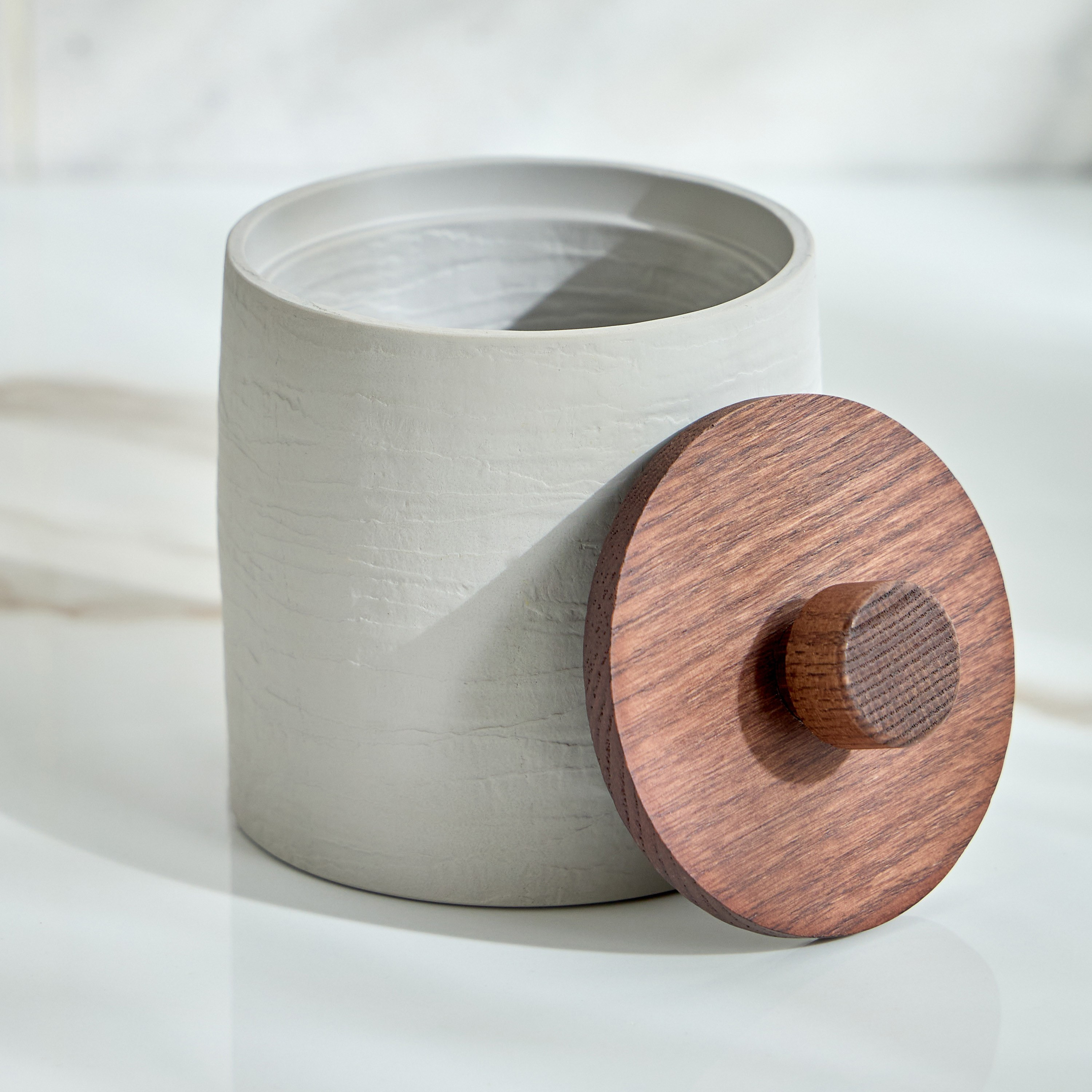Willow Cotton Jar-household-bathandlaundry-bathaccessories-tissueboxesandcottonjars-image-2