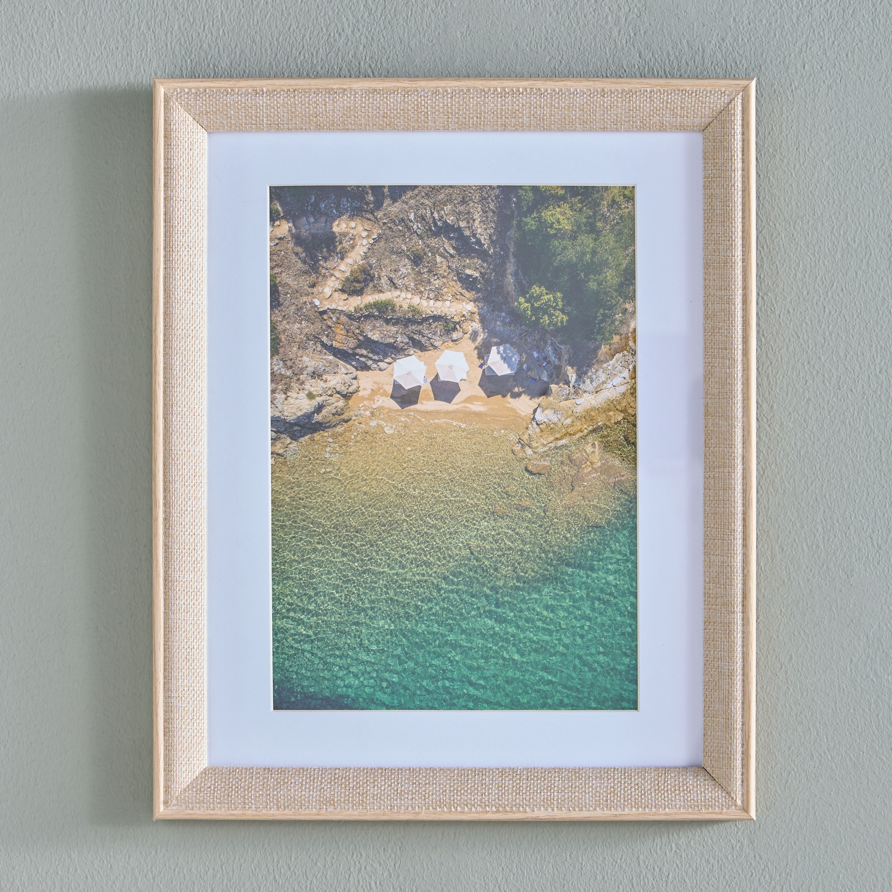 Mashna Matted Photo Frame - 32x40 cm