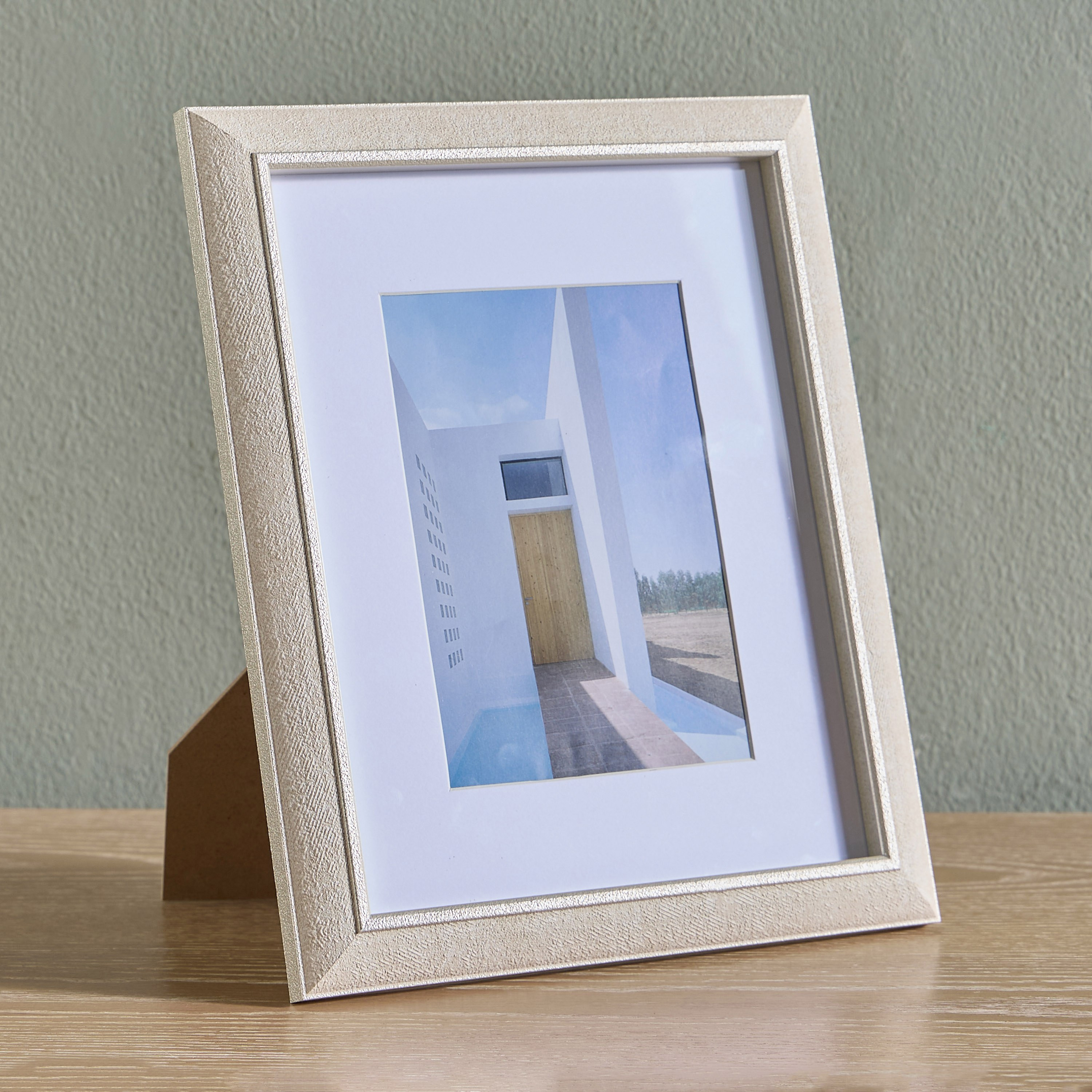 Akiro Matted Photo Frame - 24x29 cm-household-walldecorandmirrors-photoframes-image-1