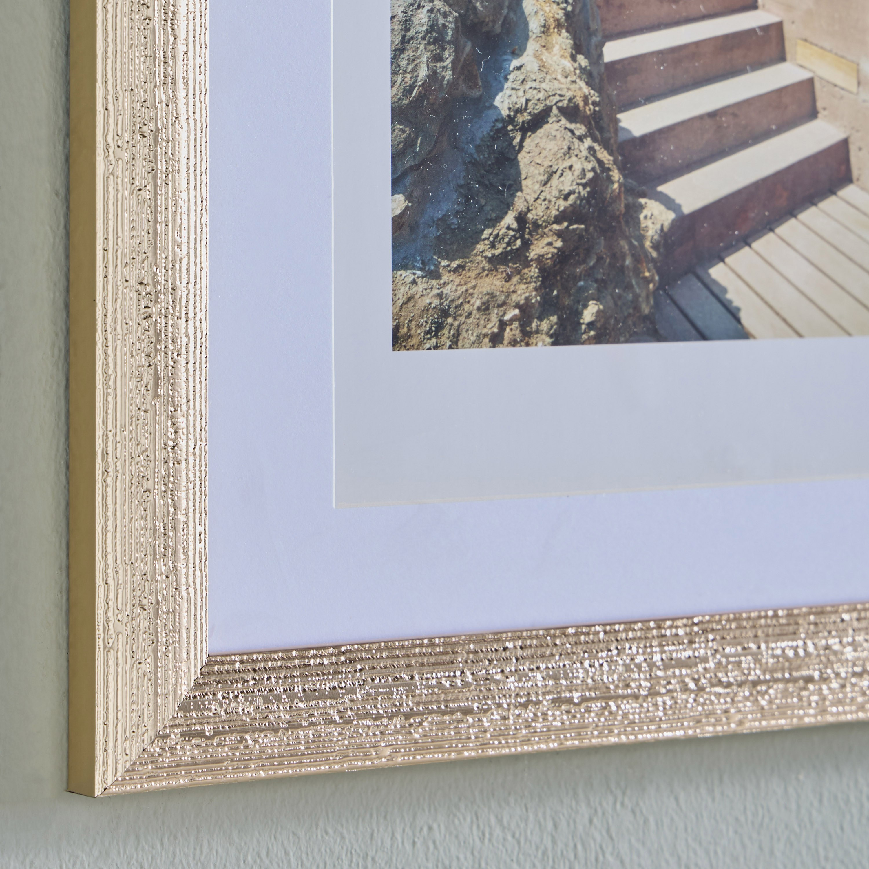 Esme Matted Photo Frame - 33x40 cm-household-walldecorandmirrors-photoframes-image-2