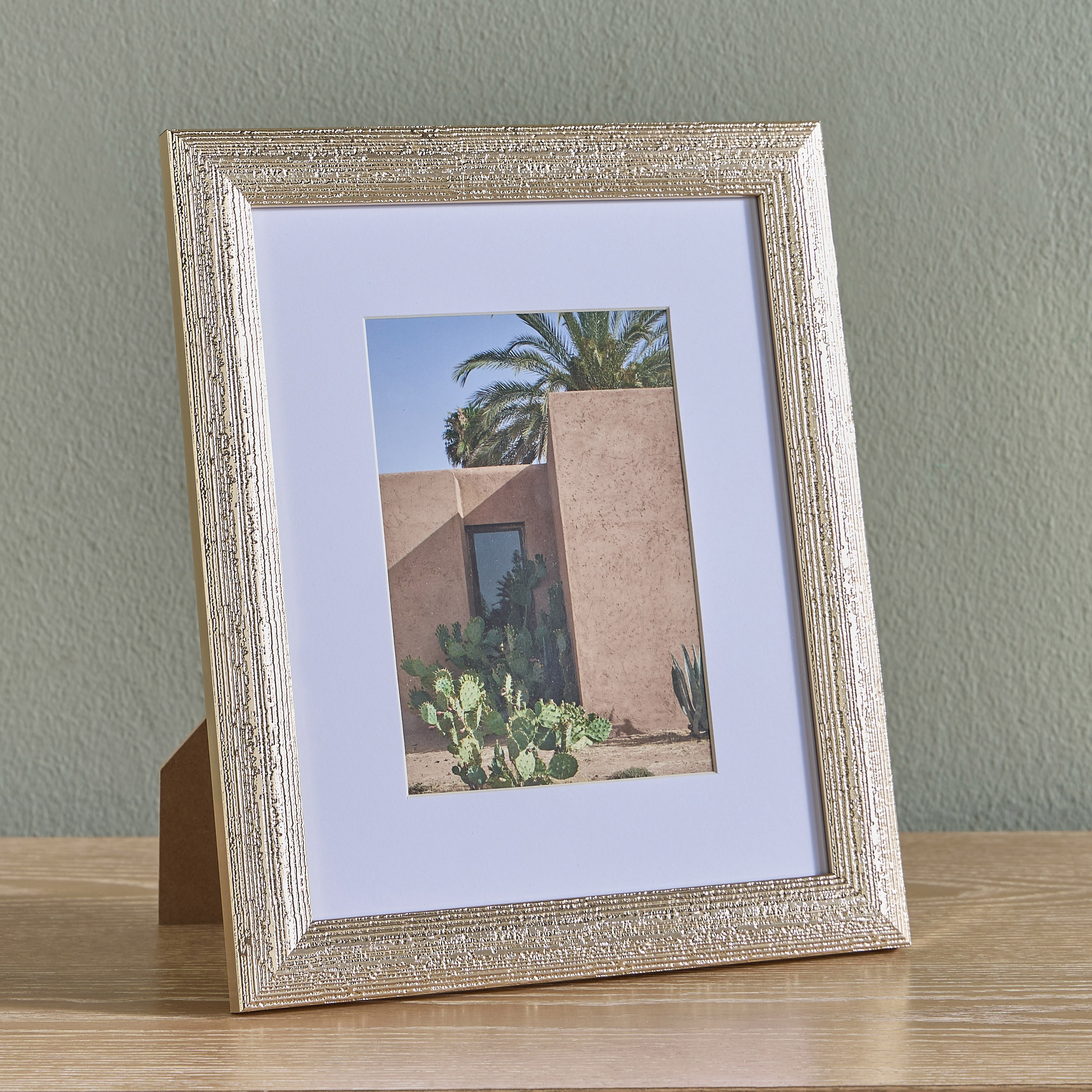 Esme Matted Photo Frame - 25x30 cm-household-walldecorandmirrors-photoframes-image-1