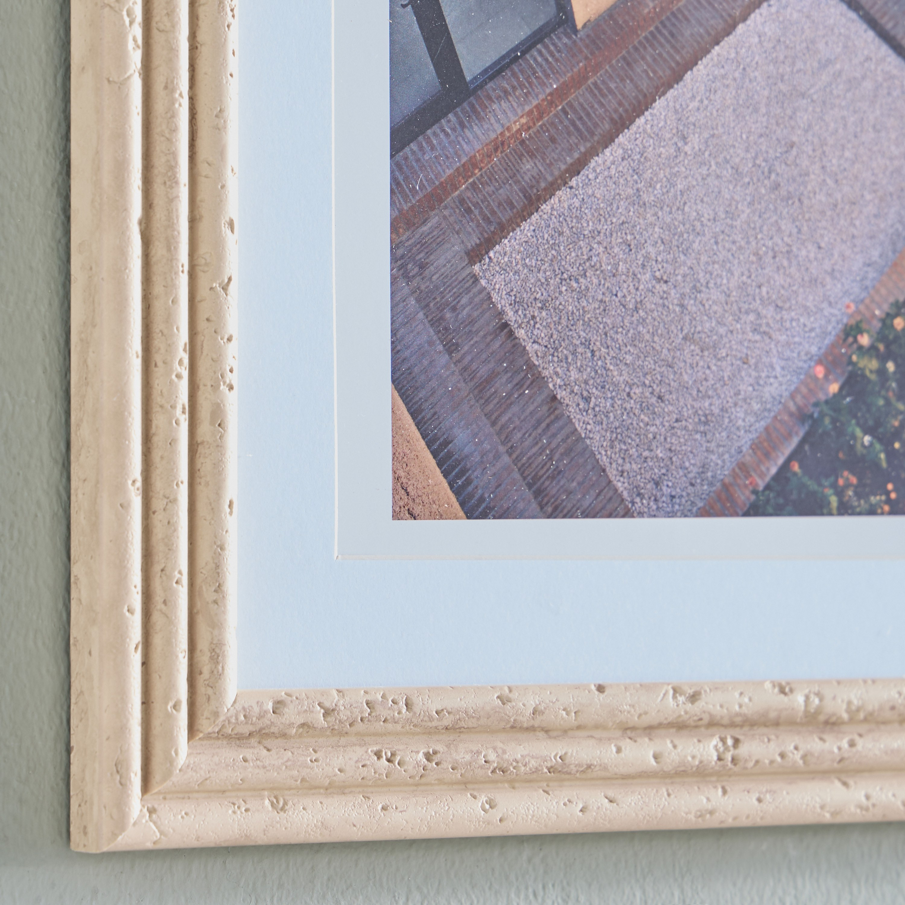 Velle Matted Photo Frame - 30x35 cm-household-walldecorandmirrors-photoframes-image-2