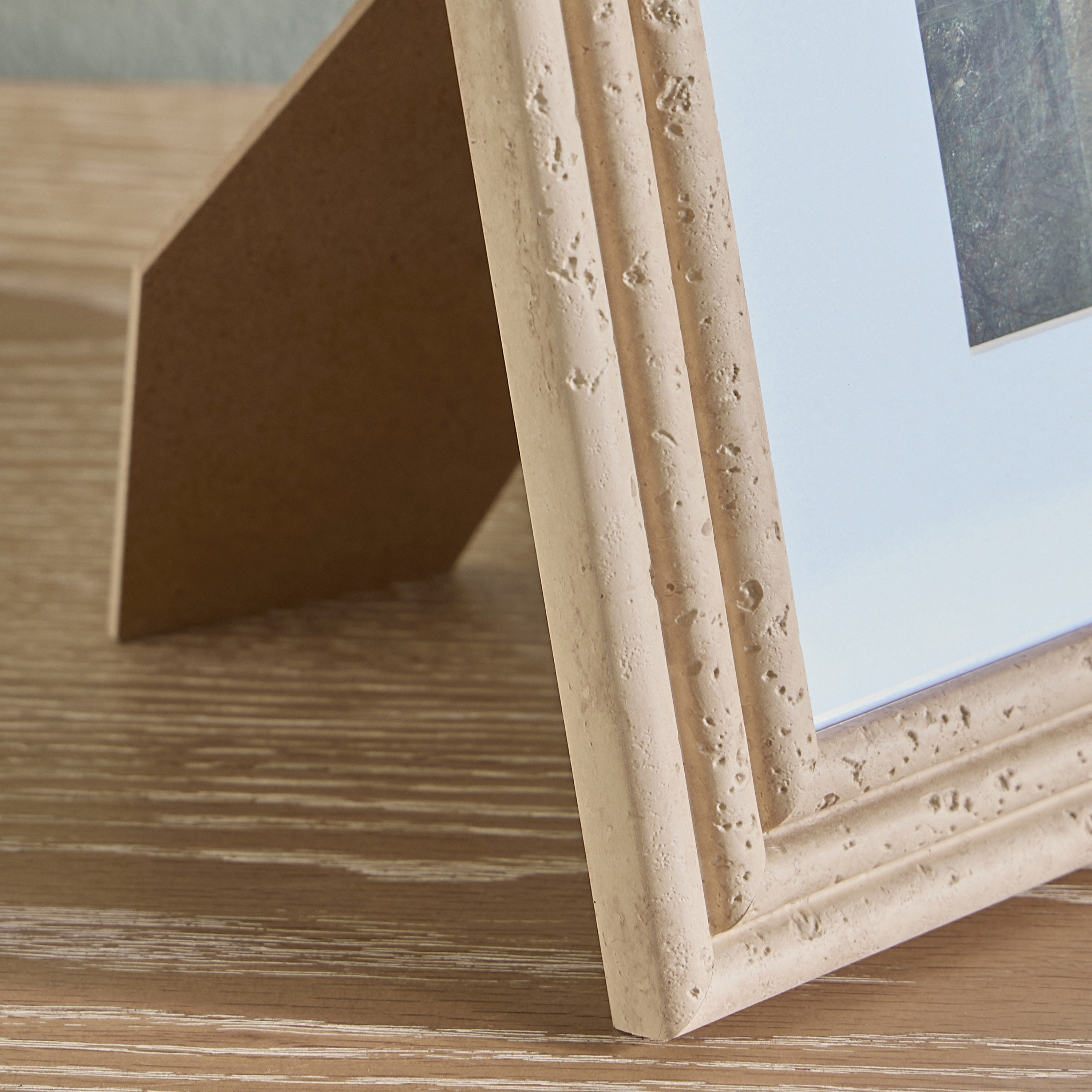 Velle Matted Photo Frame - 18x23 cm-household-walldecorandmirrors-photoframes-image-2