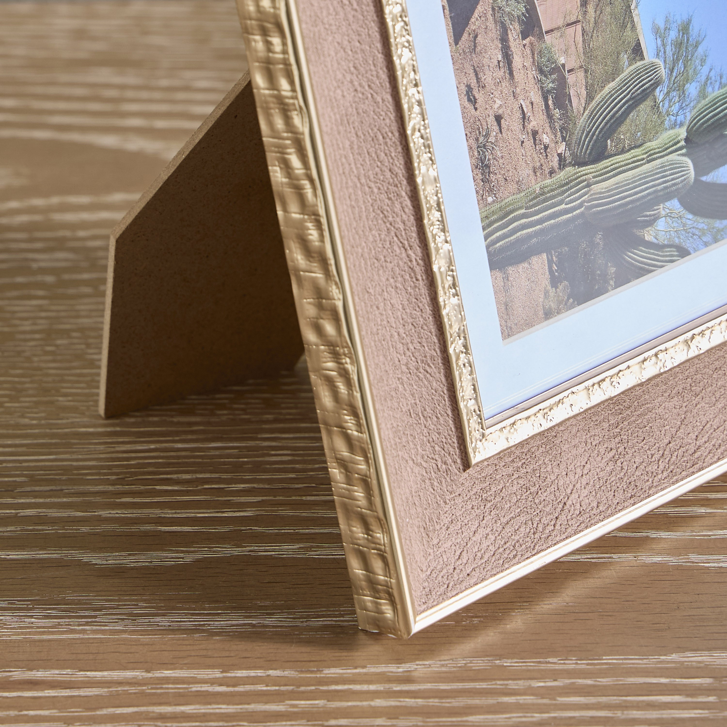 Desma Photo Frame - 18x23 cm-household-walldecorandmirrors-photoframes-image-2