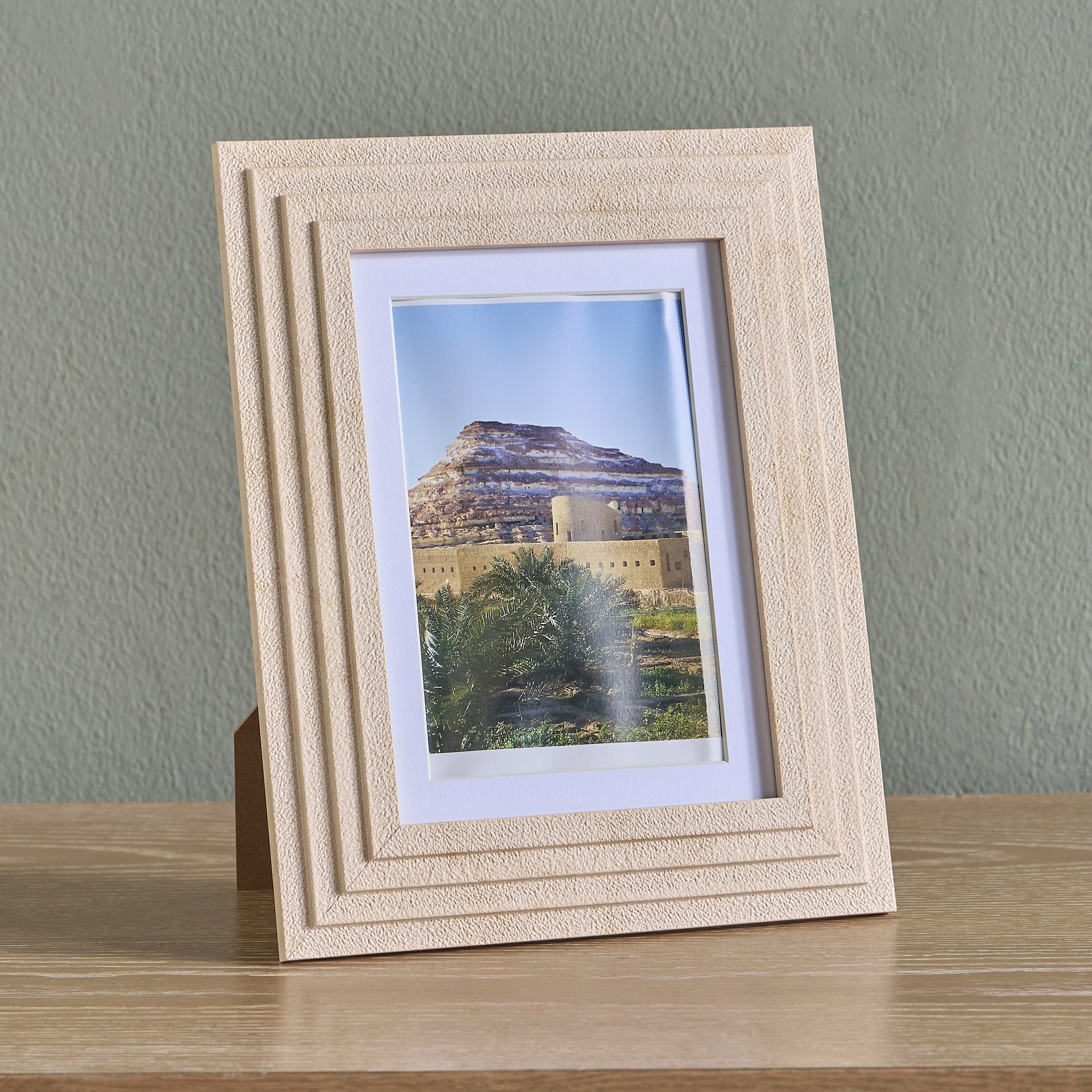 Irisa Photo Frame - 19x24 cm