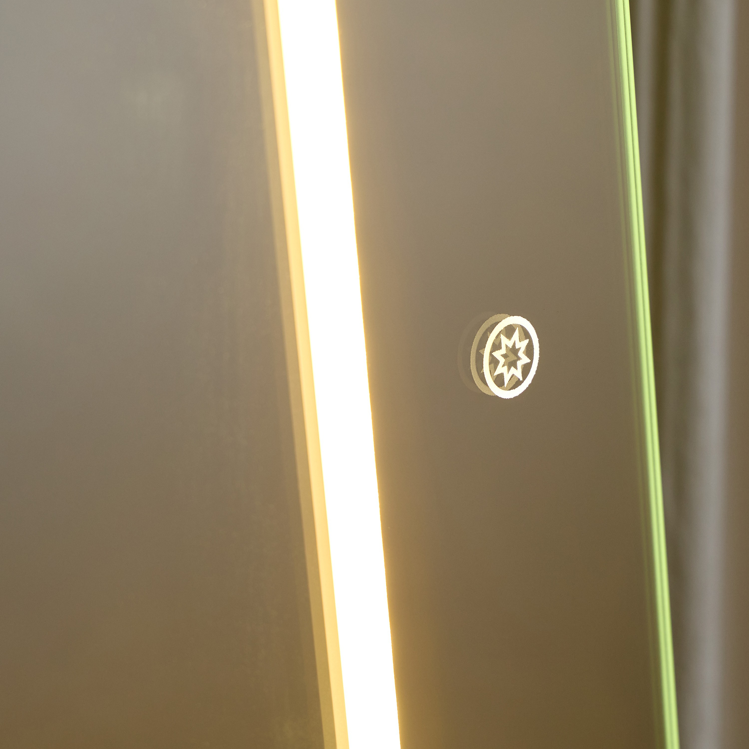 Tabia LED Leaner Mirror - 200x100 cm-household-walldecorandmirrors-mirrors-floormirrors-image-4