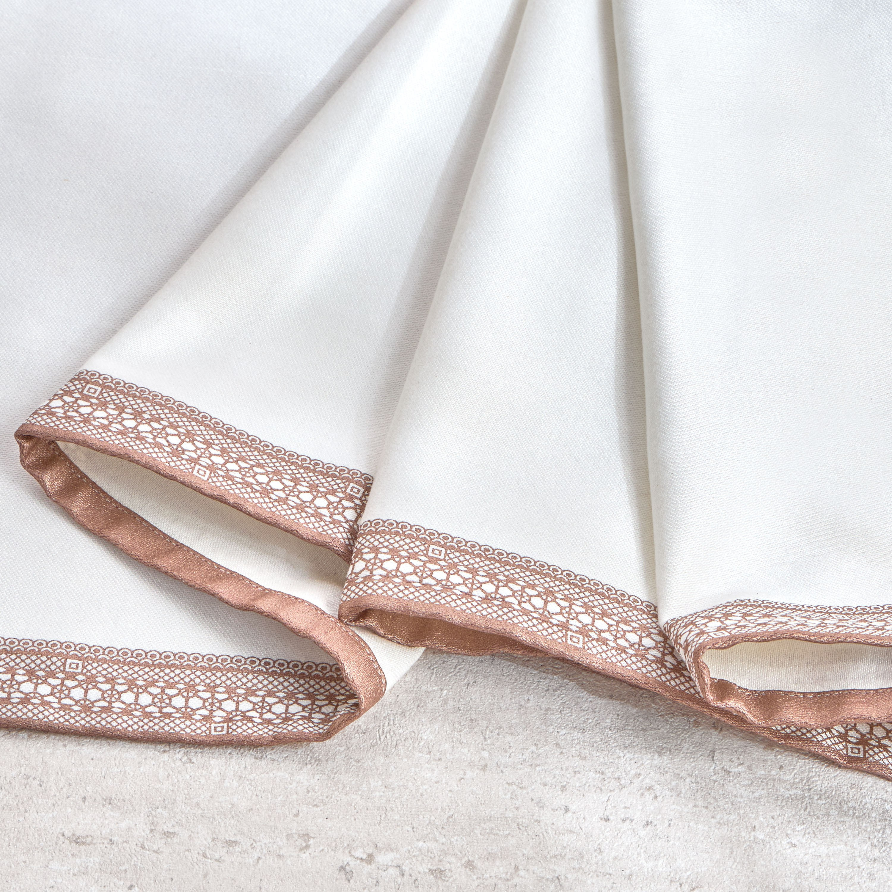 Dahab Table Runner - 180x33 cm-household-dining-tablelinen-runnersandtablecovers-image-3