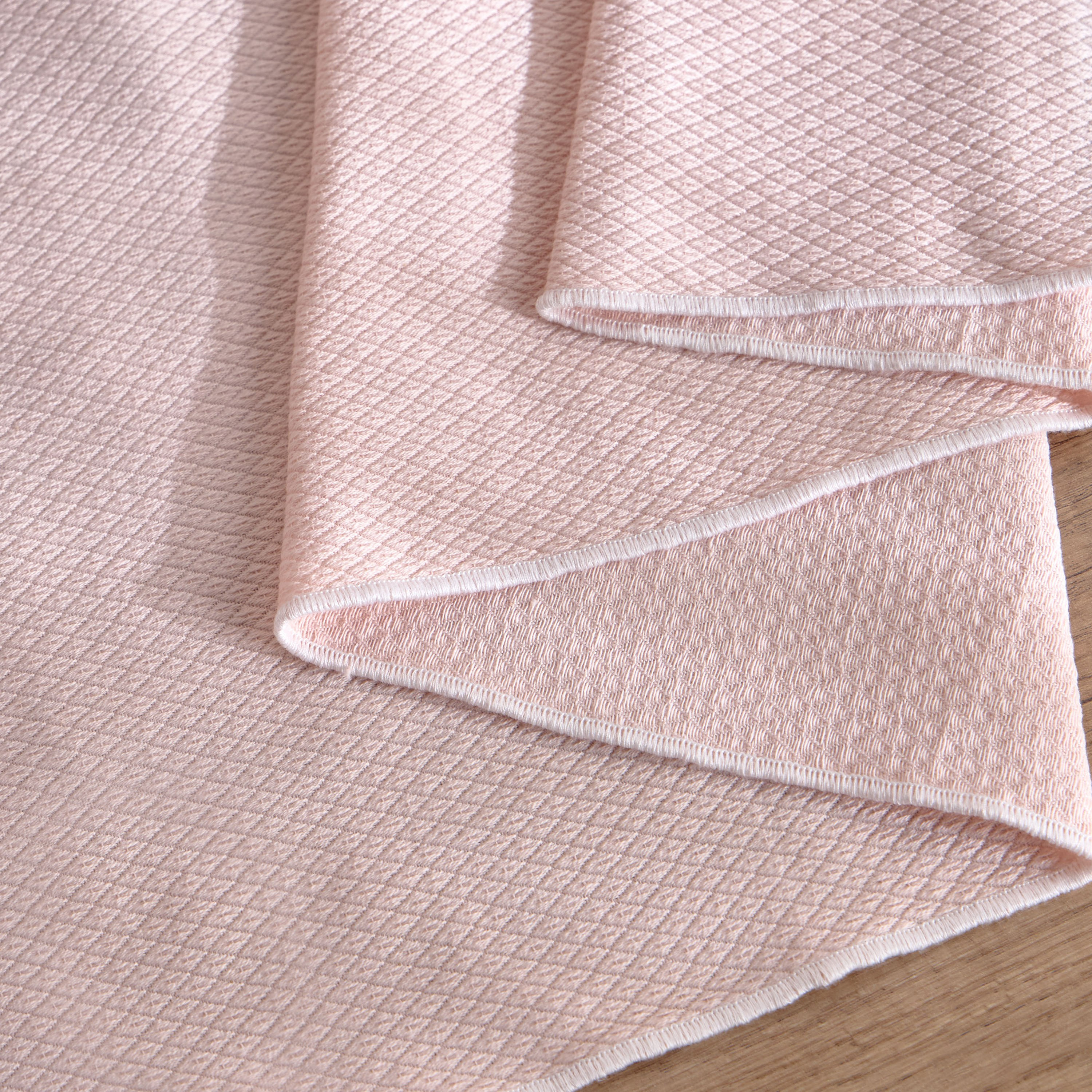 Fanous Table Runner - 33x120 cm-household-dining-tablelinen-runnersandtablecovers-image-3