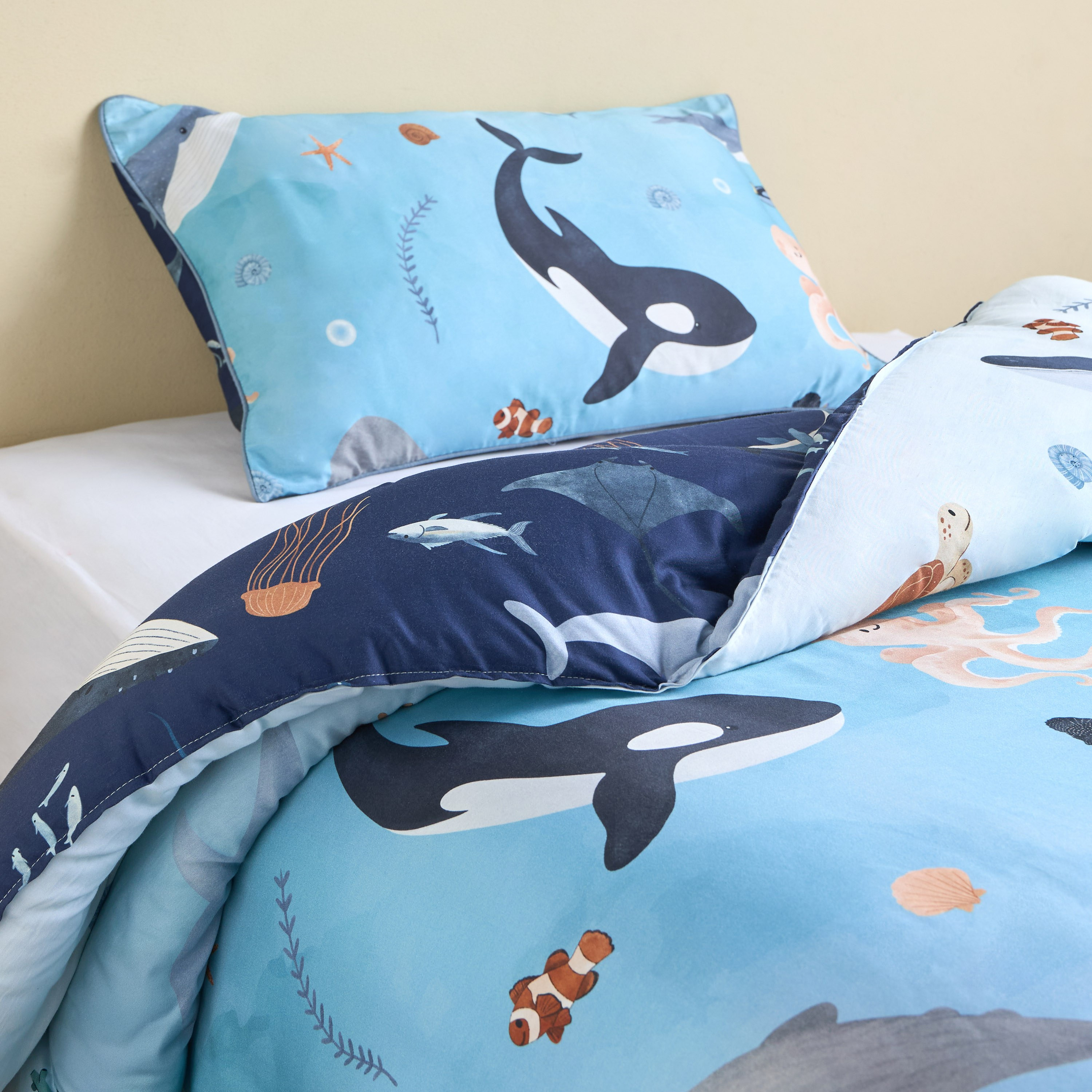 Royce Under Sea Cotton Reversible 2-Piece Full Comforter Set - 160x220 cm-babyandkids-beddingandwindows-bedding-comforters-image-1