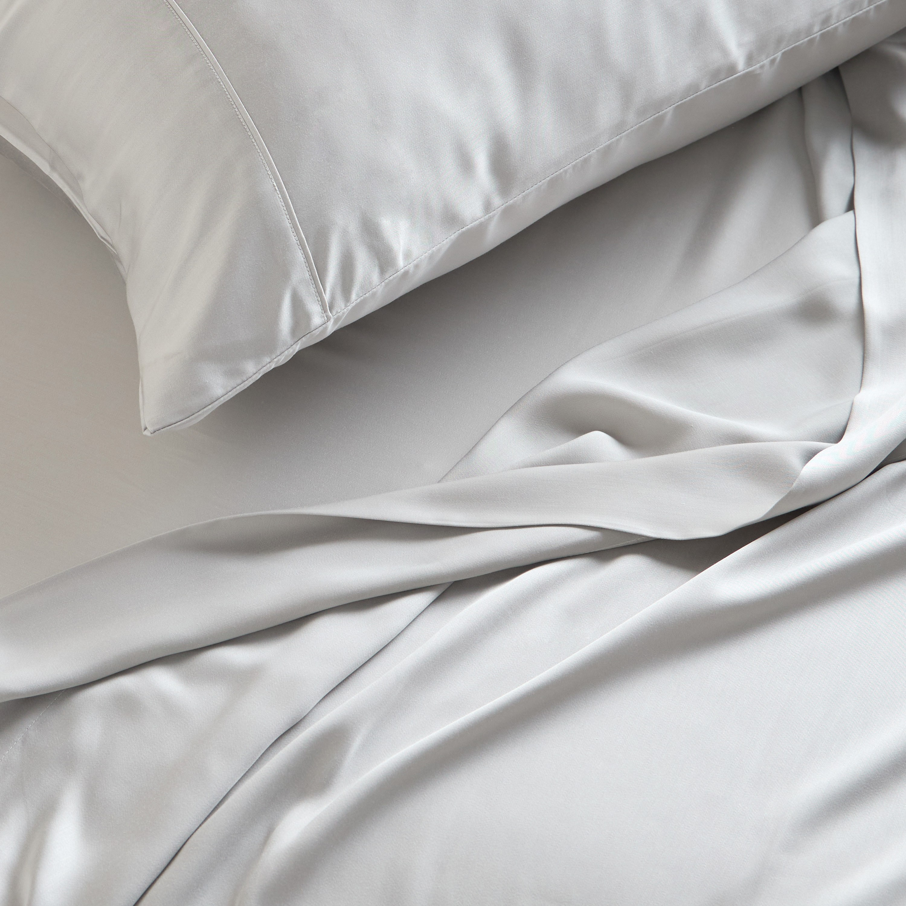 Terra Bamboo Sateen Weave 300 Thread 4-Piece Full Fitted and Flat Sheet Set - 120x200 cm-household-bedding-sheetsandpillowcases-flatsheets-image-3