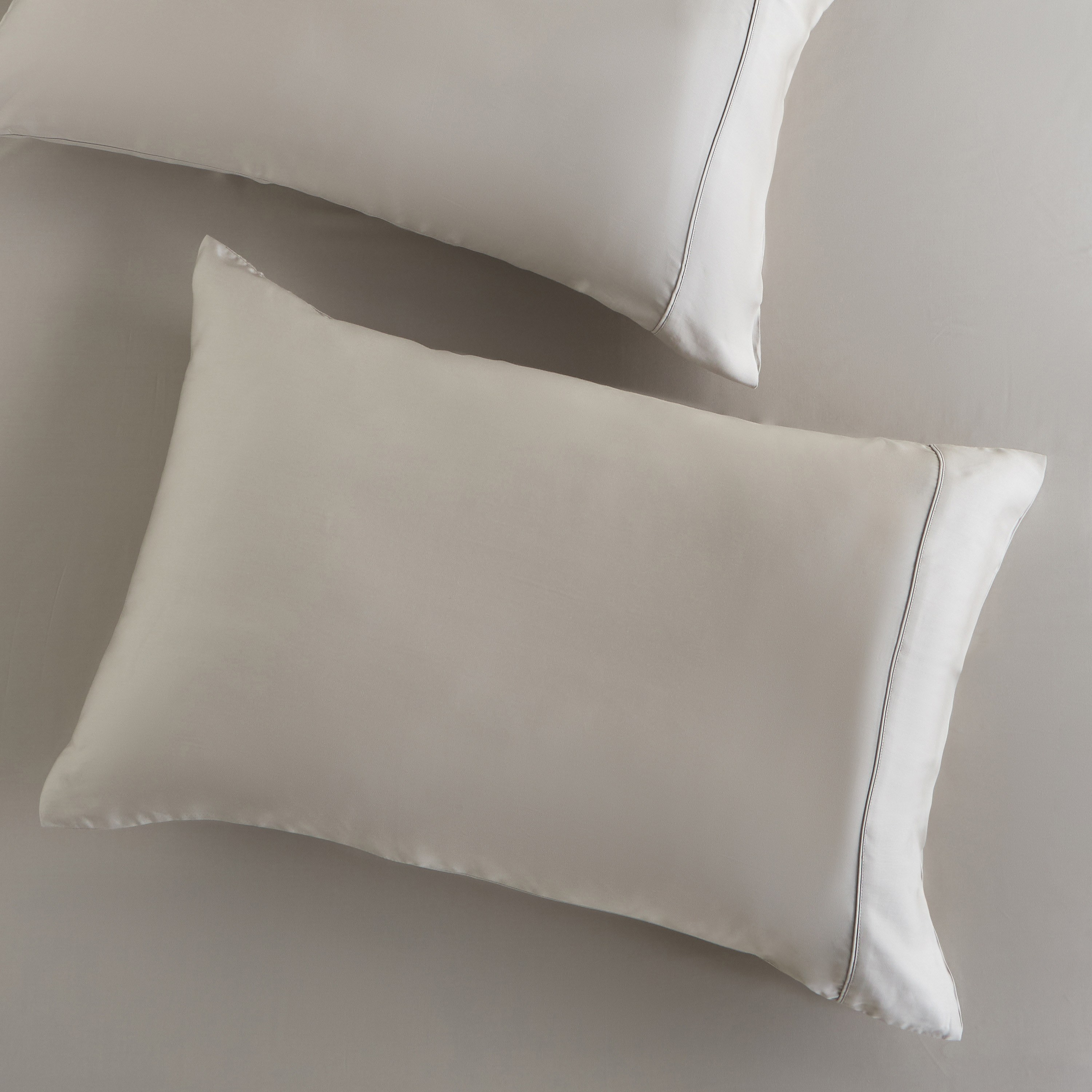 Terra Bamboo Sateen Weave 300 Thread 4-Piece Queen Fitted and Flat Sheet Set - 160x200 cm-household-bedding-sheetsandpillowcases-flatsheets-image-2