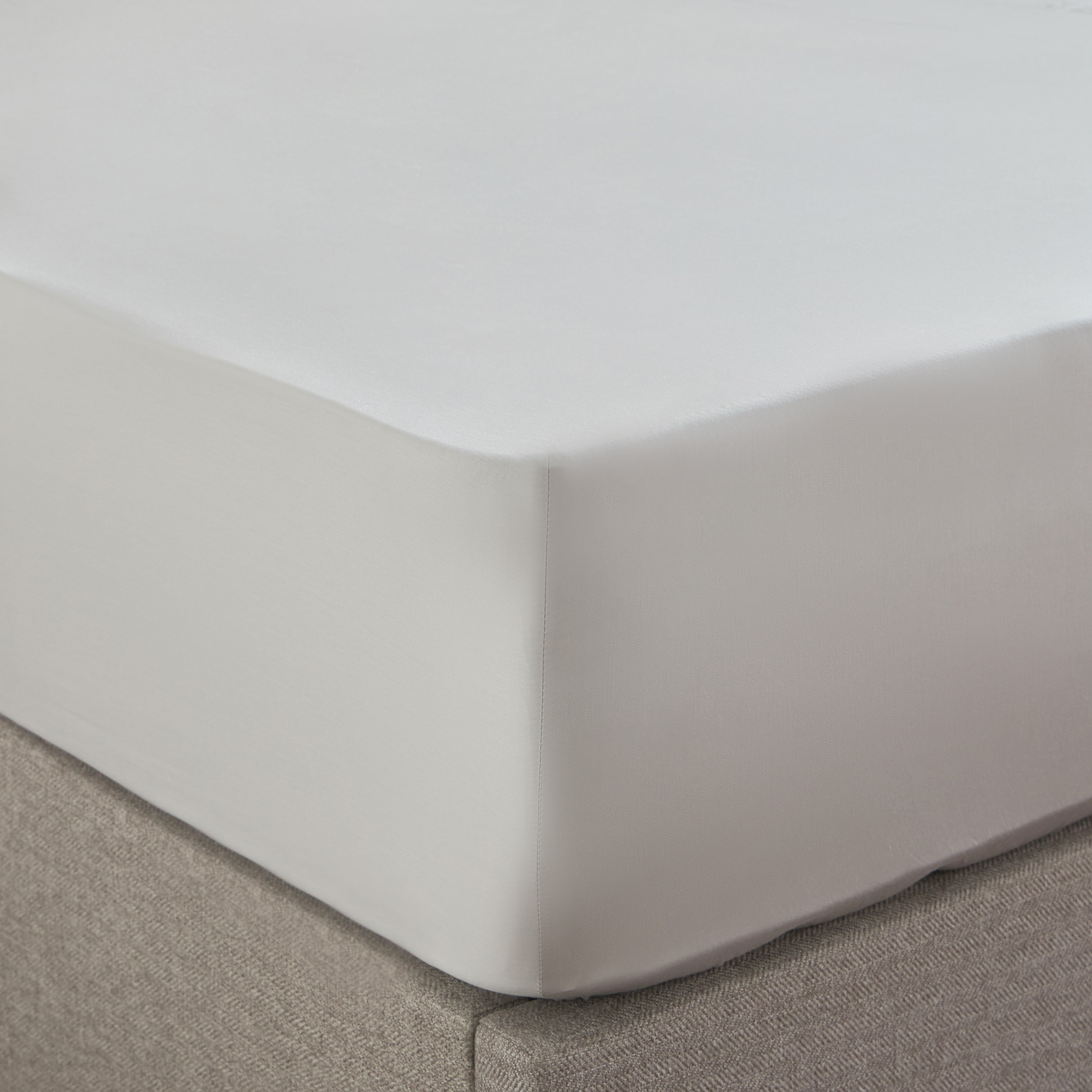 Terra Bamboo Sateen Weave 300 Thread 4-Piece Super King Fitted and Flat Sheet Set - 200x205 cm-household-bedding-sheetsandpillowcases-flatsheets-image-4