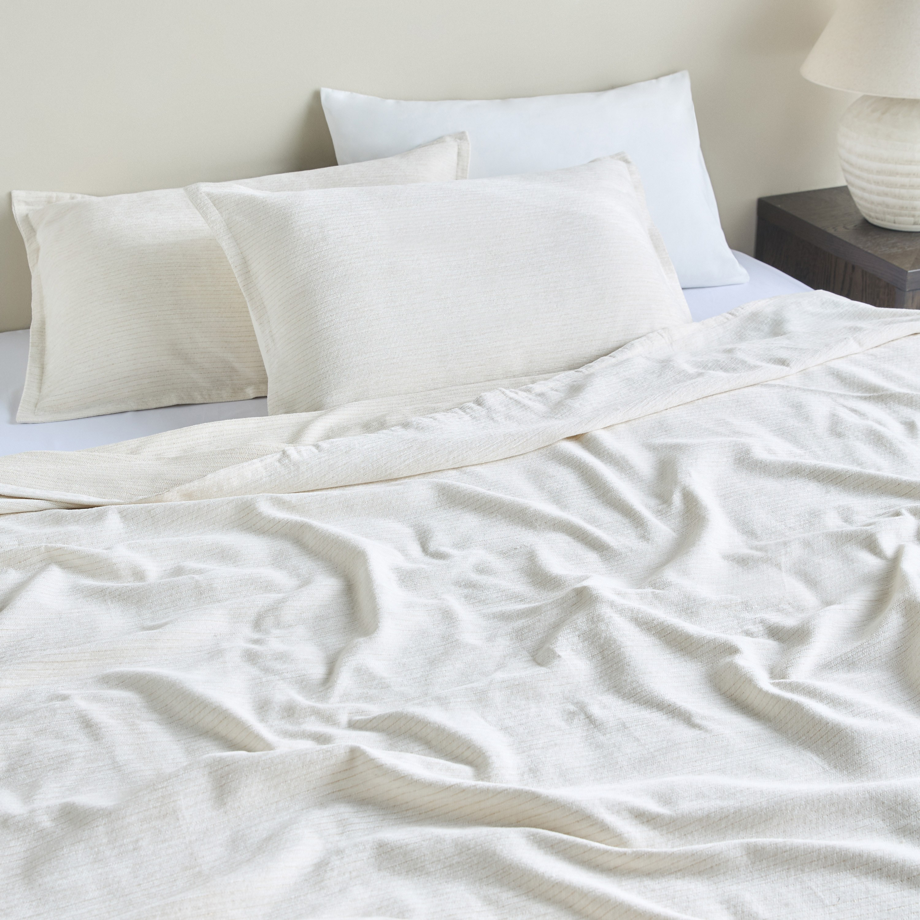 Luze Metallic Textured 3-Piece King Bedspread Set -  240x260 cm-household-bedding-comfortersandbedspreads-bedspreads-image-5