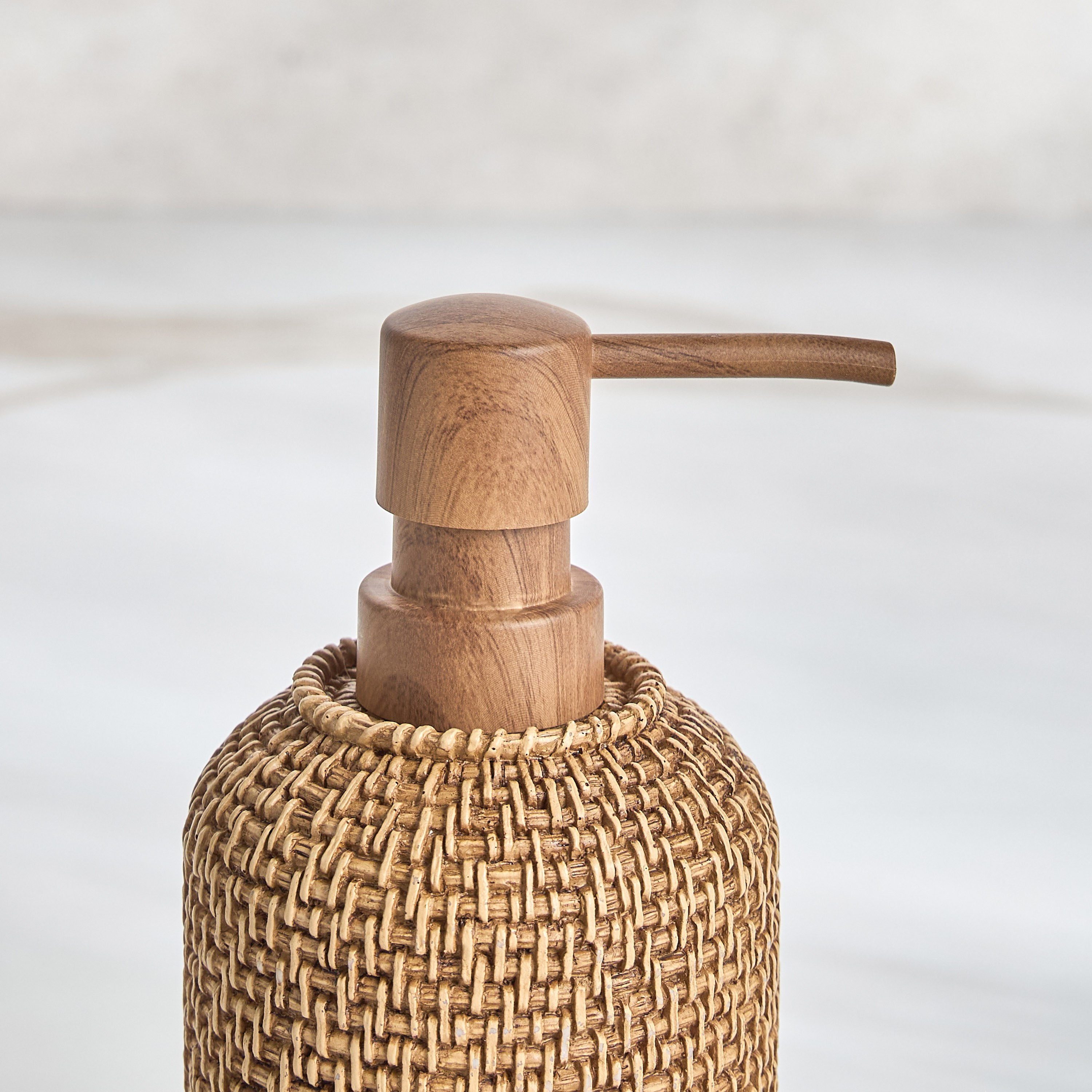 Alisa Soap Dispenser-household-bathandlaundry-bathaccessories-soapdishesanddispensers-image-2