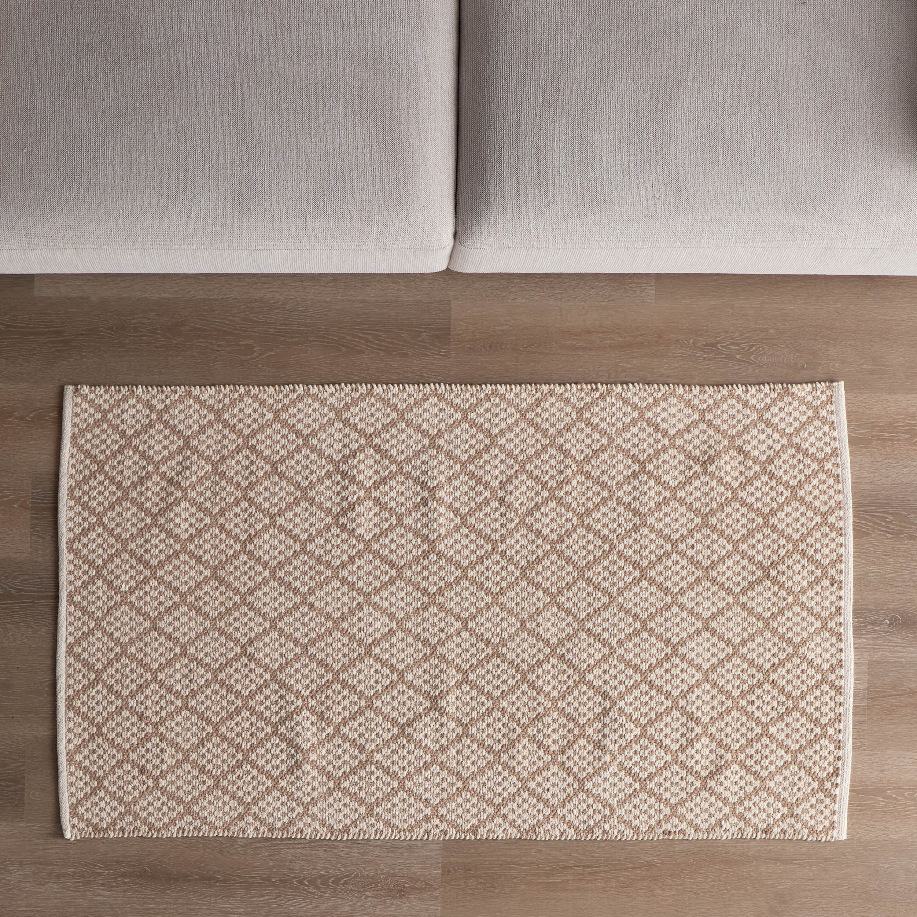 Kivara Handwoven Rug - 90x150 cm-household-rugsandcarpets-rugs-image-2