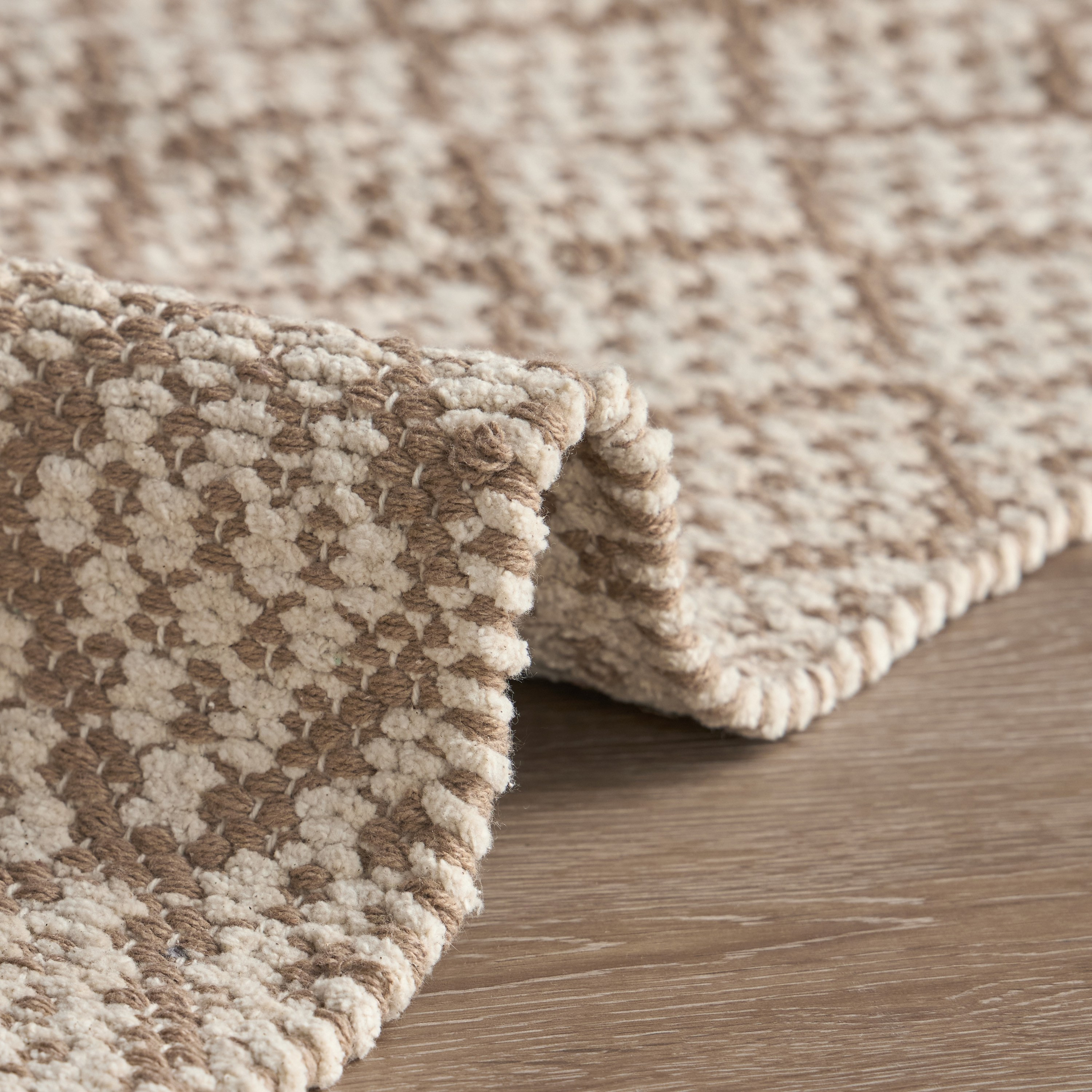 Kivara Handwoven Rug - 90x150 cm-household-rugsandcarpets-rugs-image-4