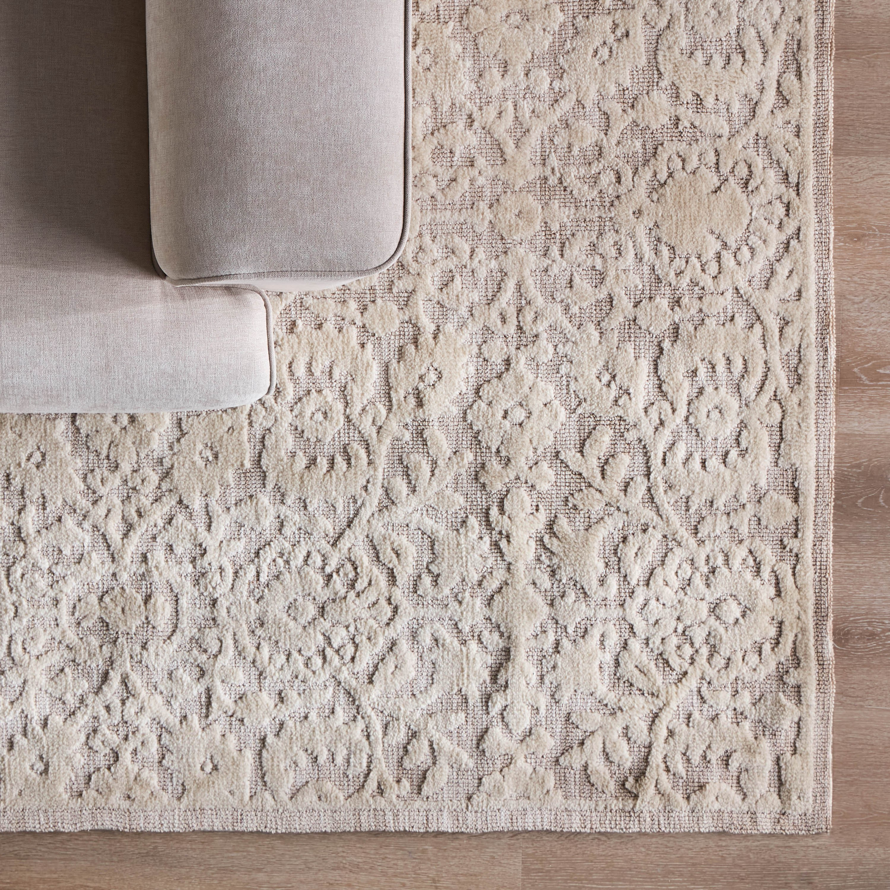 Munira Rug - 200x290 cm-household-rugsandcarpets-rugs-image-1