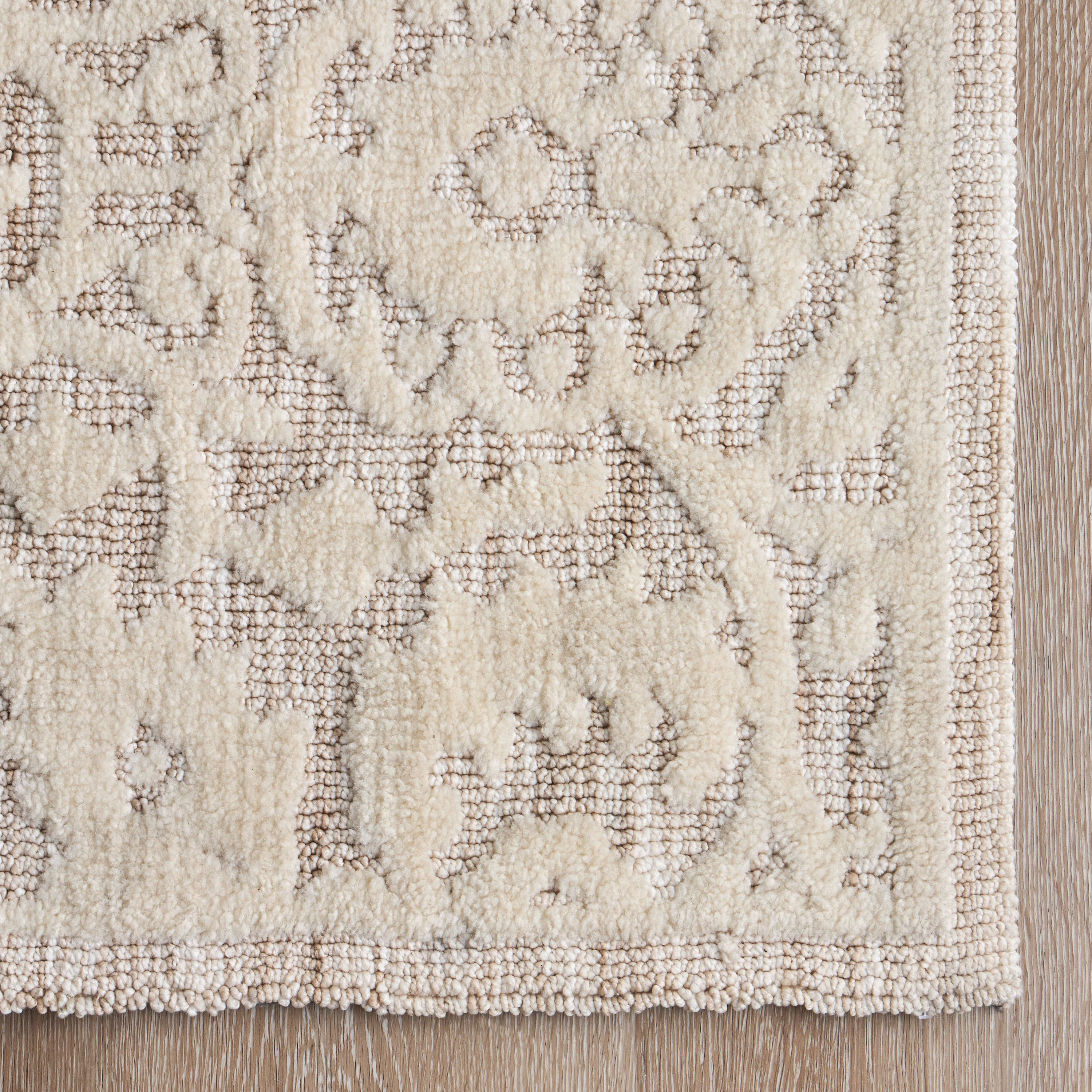 Munira Rug - 200x290 cm-household-rugsandcarpets-rugs-image-3
