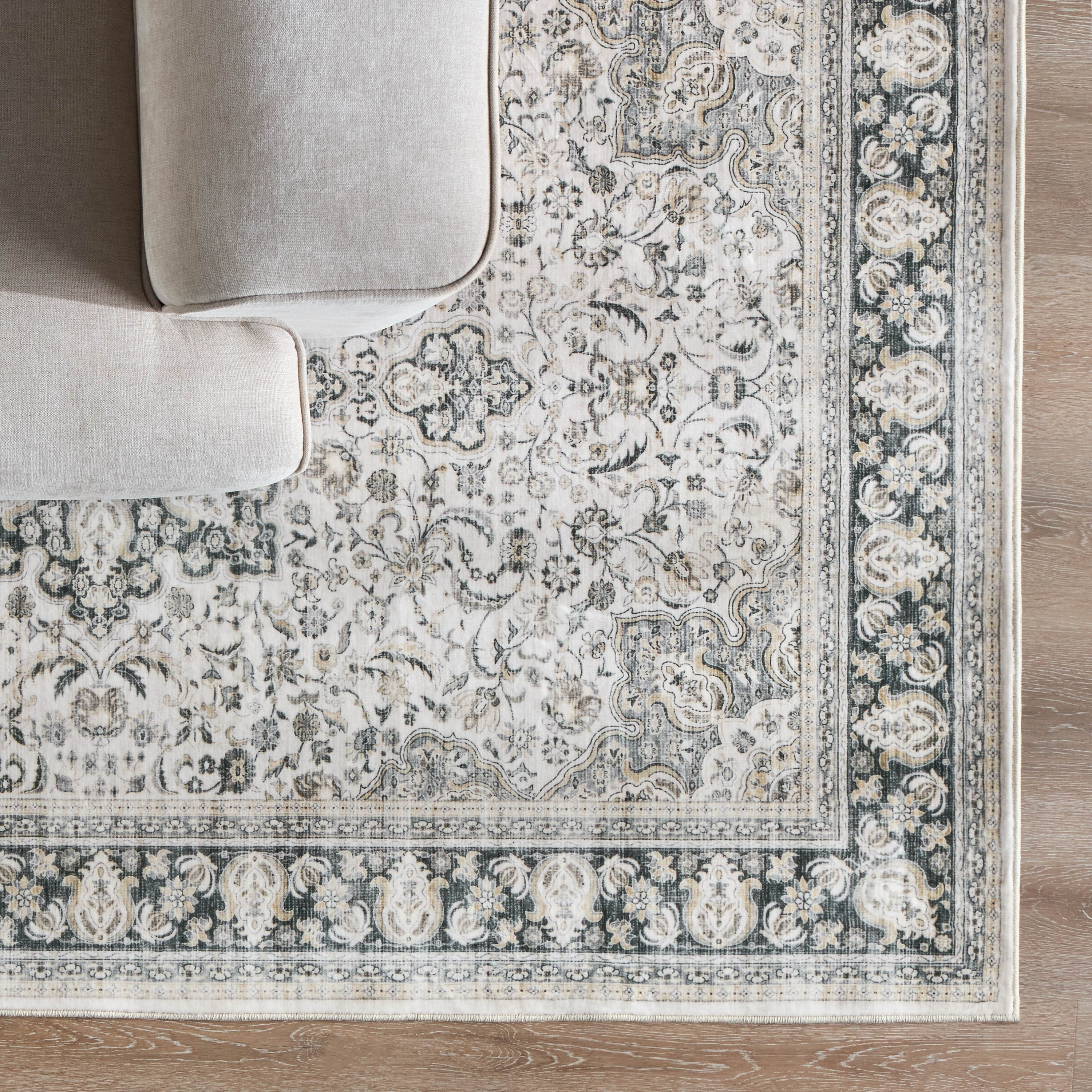 سجادة - زينيا - 200x290 سم-household-rugsandcarpets-rugs-image-1