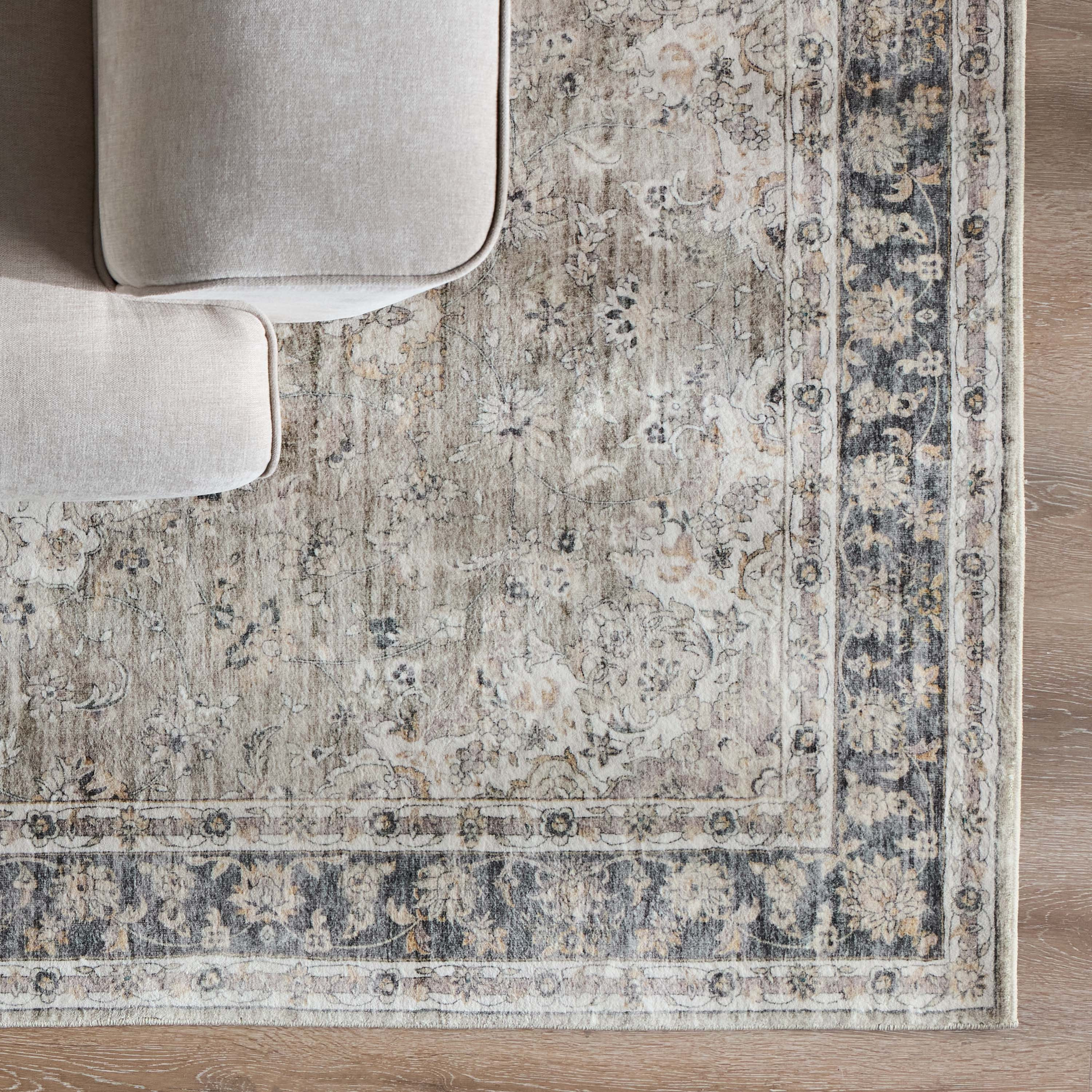 Quenya Rug - 200x290 cm