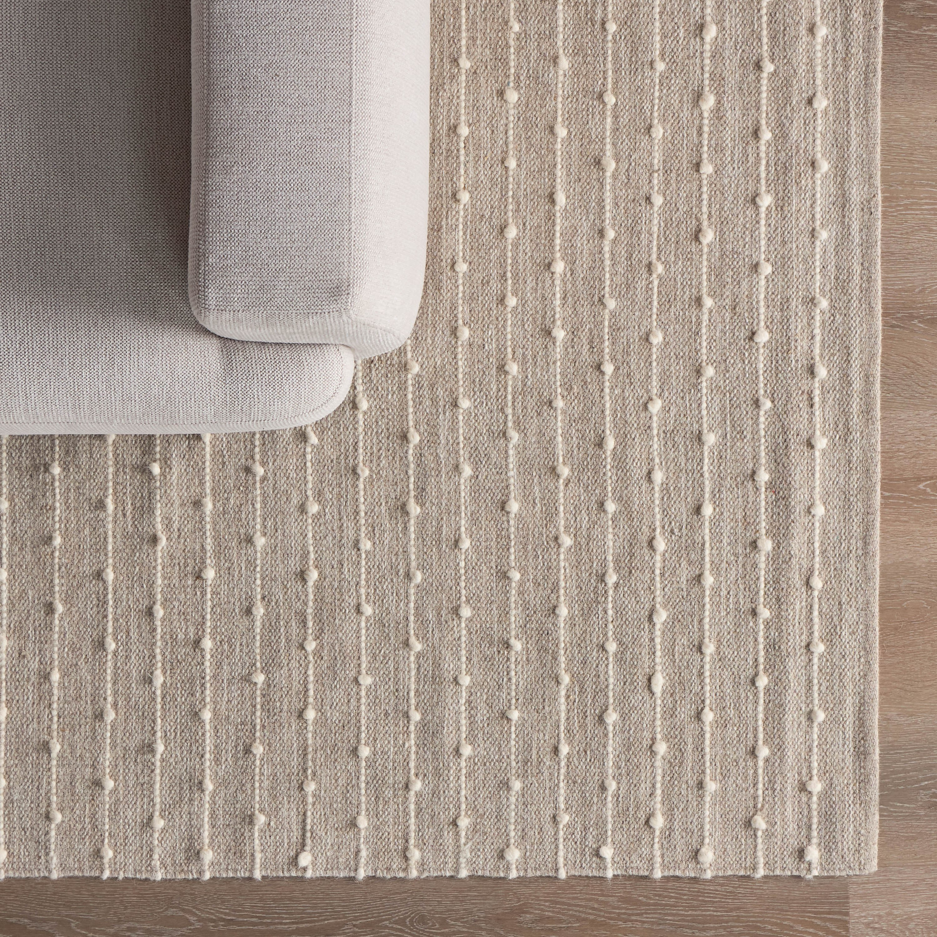 Eira Handwoven Woollen Rug - 90x150 cm-household-rugsandcarpets-rugs-image-1