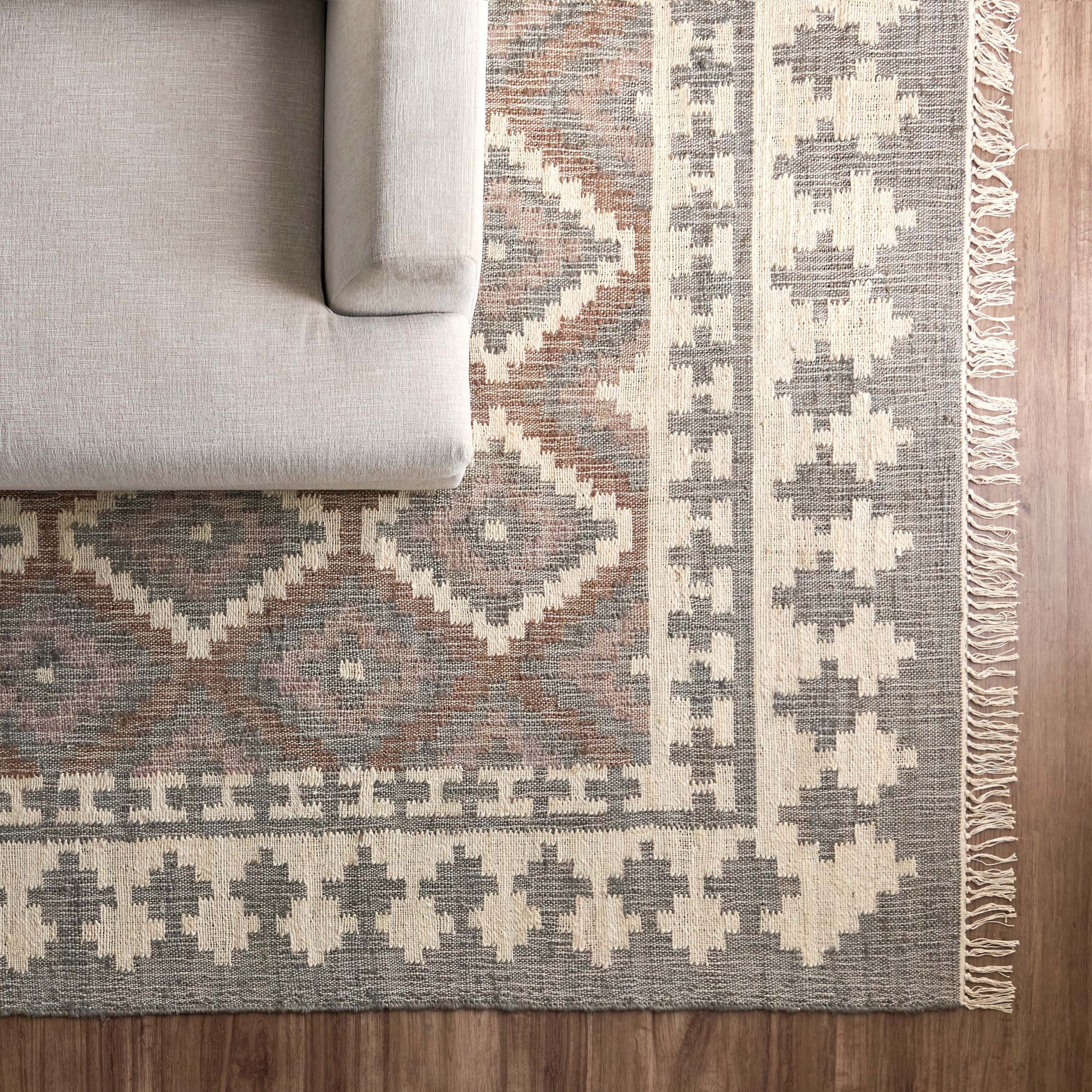 Devora Handwoven Jute Rug - 200x290 cm