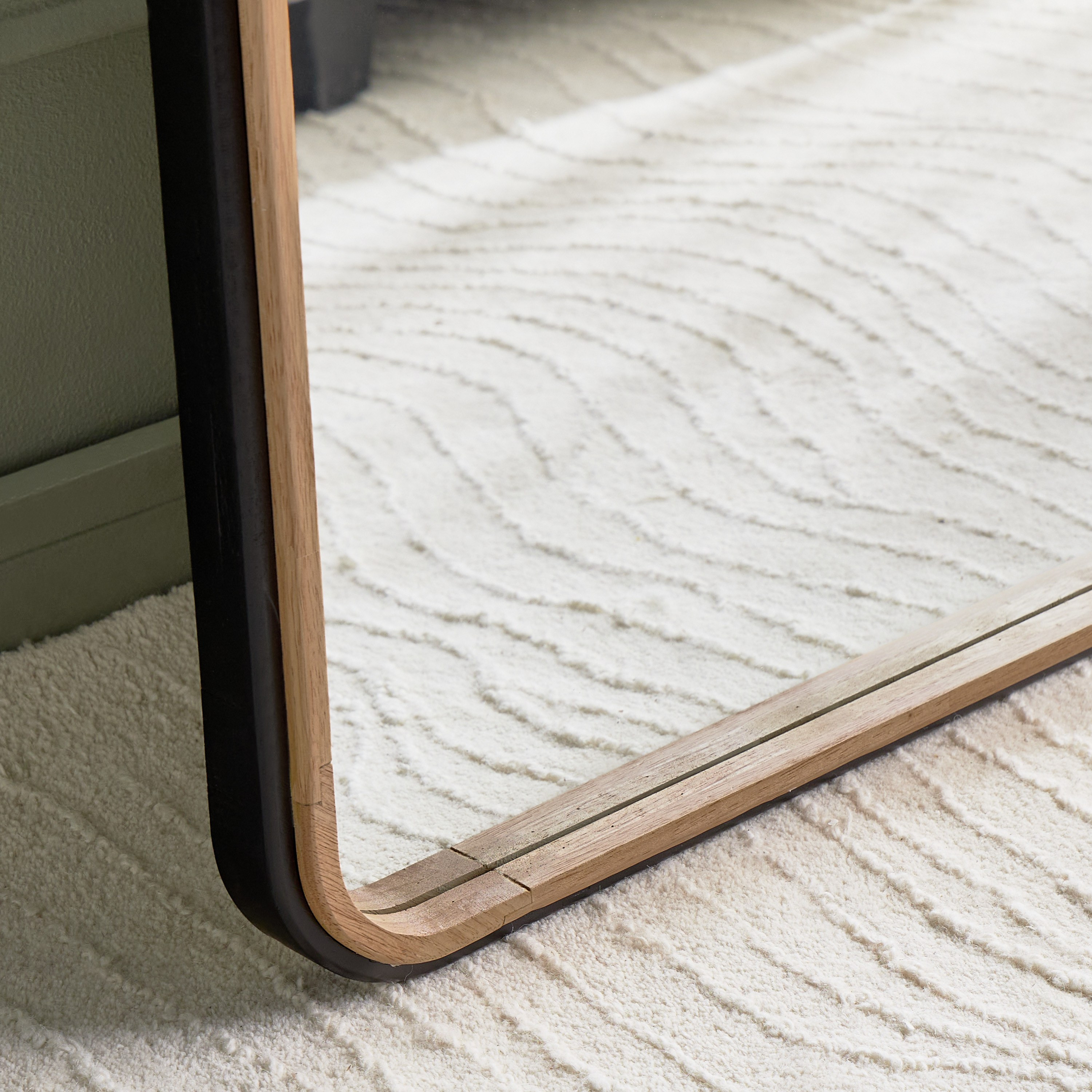 مرآة متكئة - دانا-household-walldecorandmirrors-mirrors-floormirrors-image-2