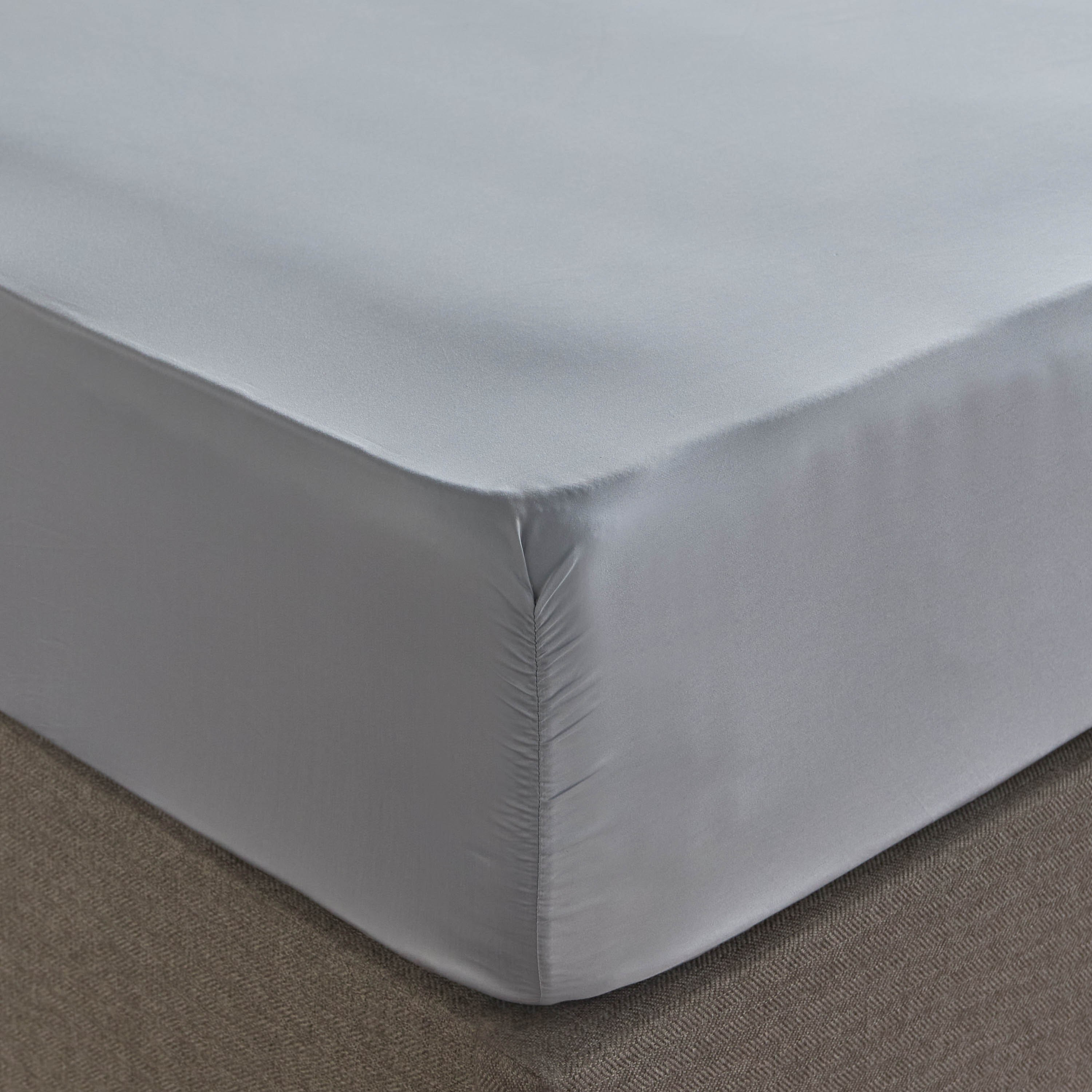 شرشف مطّاطي كوين قطن ساتان منسوج بعدد خيوط 1000خيط - إيفلور - 160×200 سم-household-bedding-sheetsandpillowcases-fittedsheets-image-1