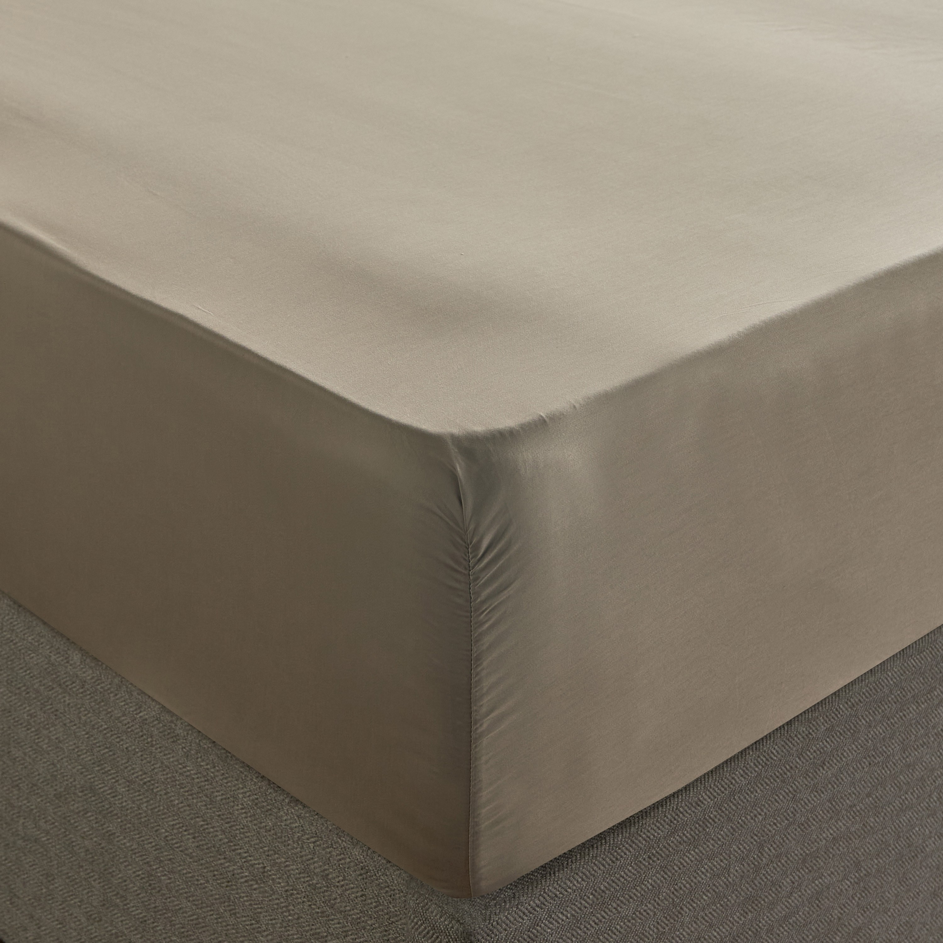Evelor Cotton Sateen Weave 1000 Thread Count Single Fitted Sheet - 90x200 cm-household-bedding-sheetsandpillowcases-fittedsheets-image-1