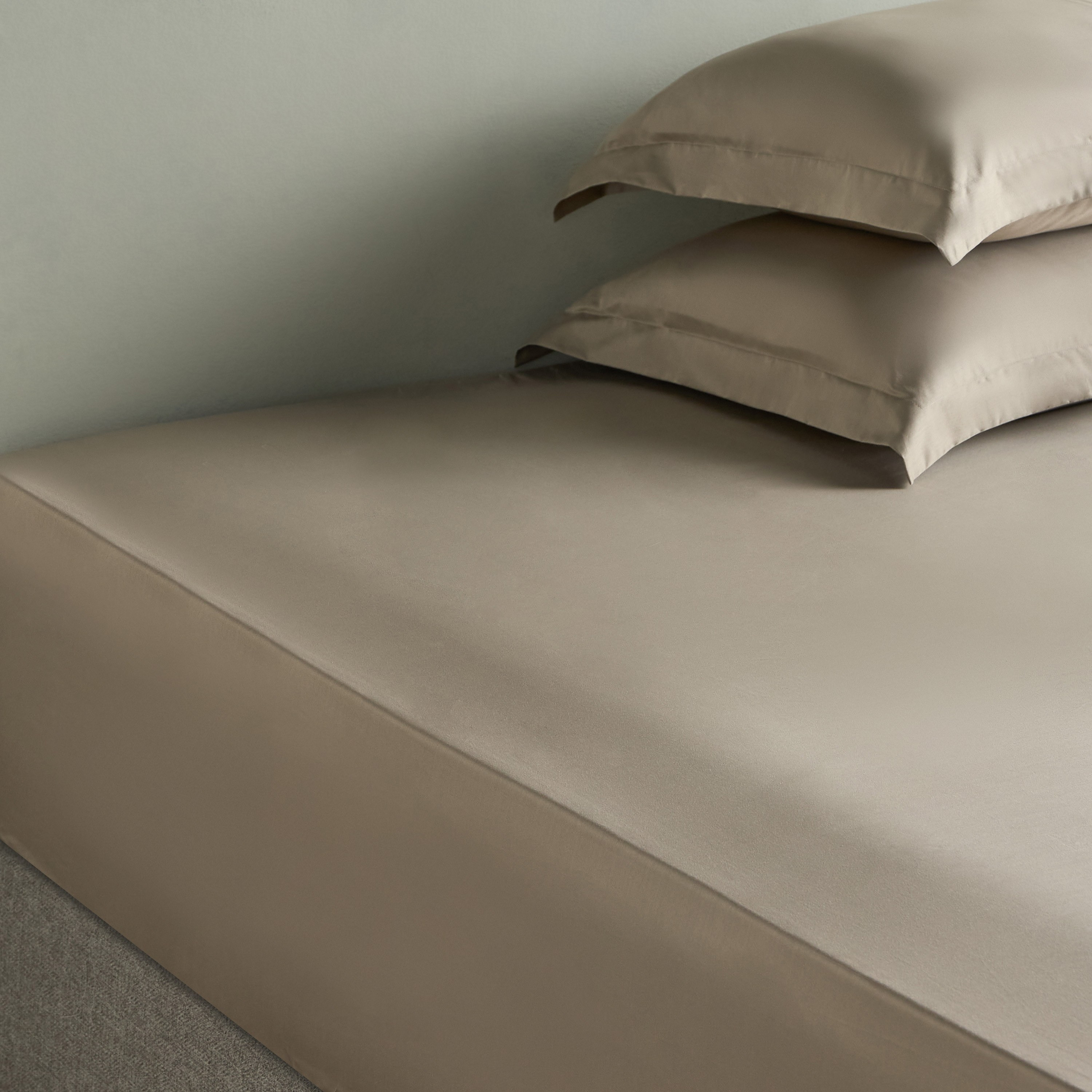 شرشف مطاطي مقاس سوبر كينج بنسيج ساتان قطني وعدد 1000 خيط - إيفيلور - 200x205 سم-household-bedding-sheetsandpillowcases-fittedsheets-image-3