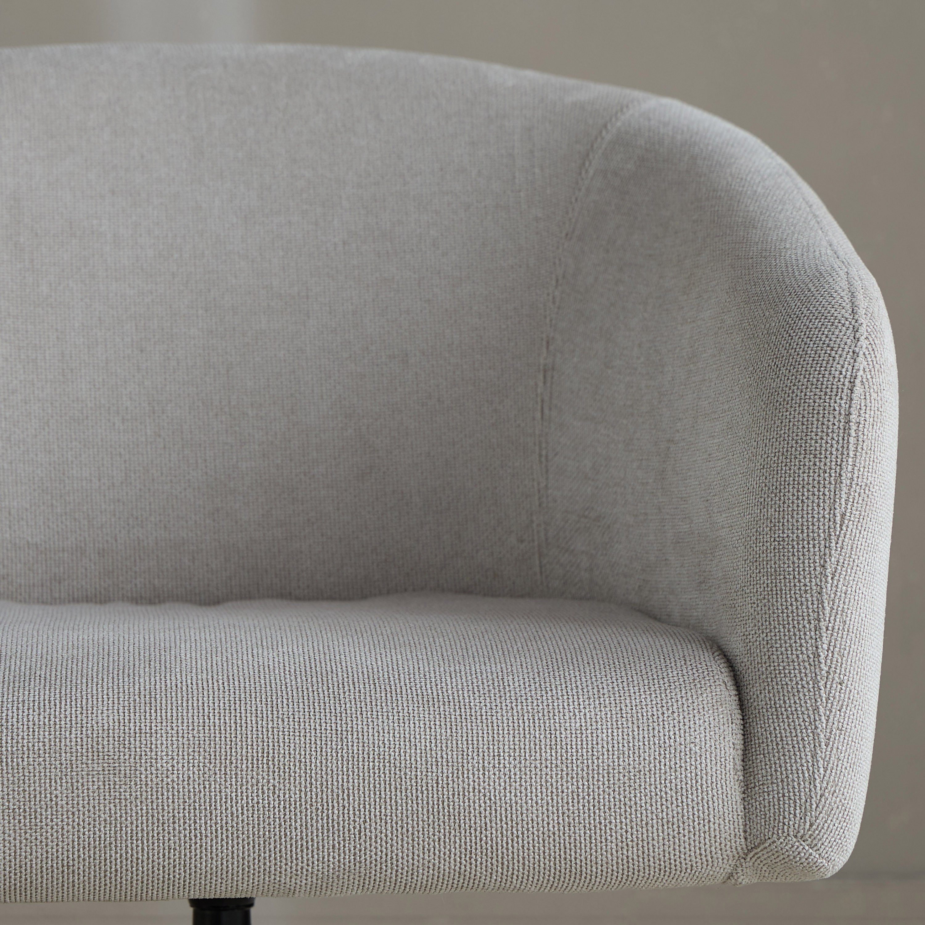 كرسي قماش دوّار بمساند ذراعين - ألما-furniture-sofaandseating-armchairs-image-4