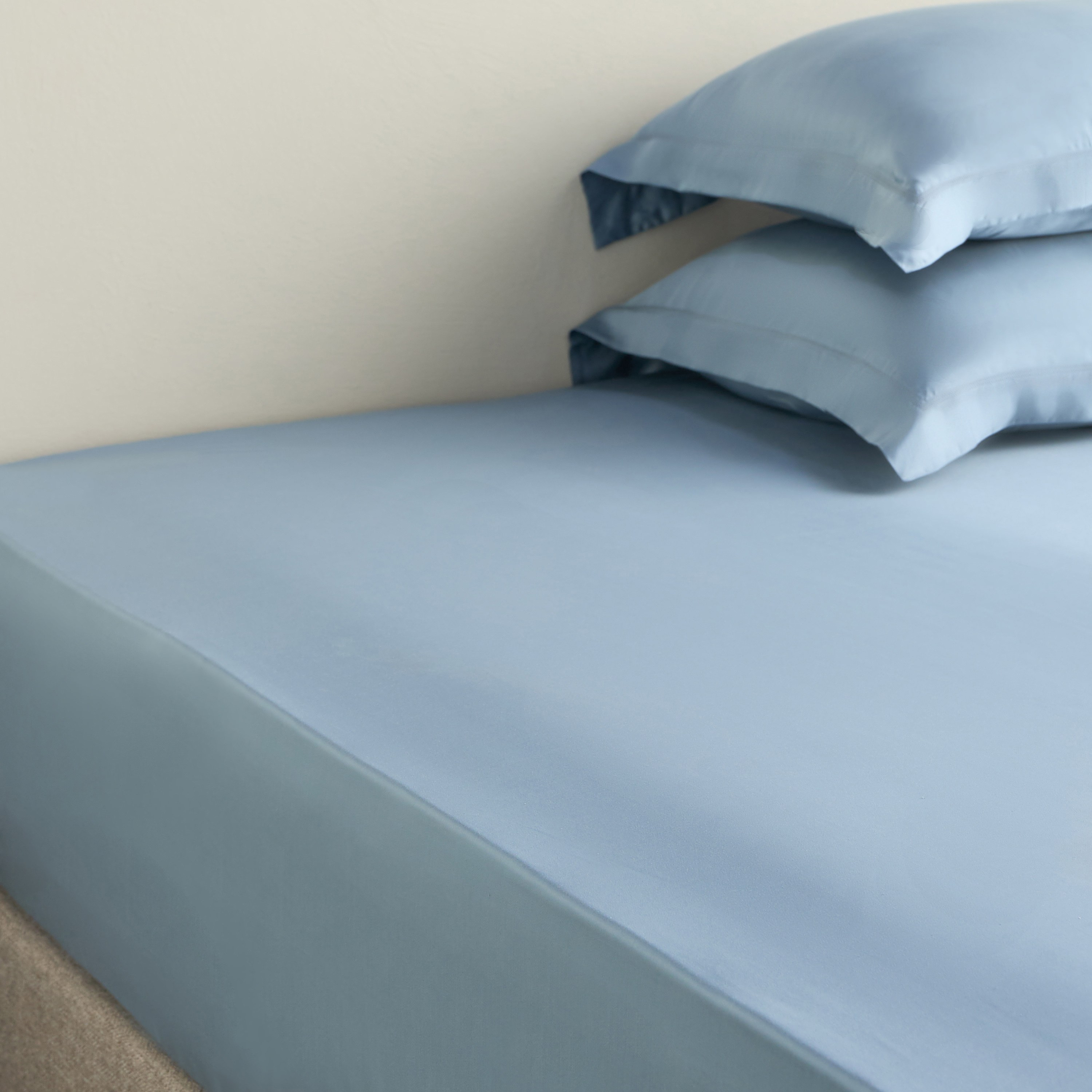 Sterla Tencel Sateen 500 Thread Count Super King Fitted Sheet - 200x205 cm-household-bedding-sheetsandpillowcases-fittedsheets-image-3