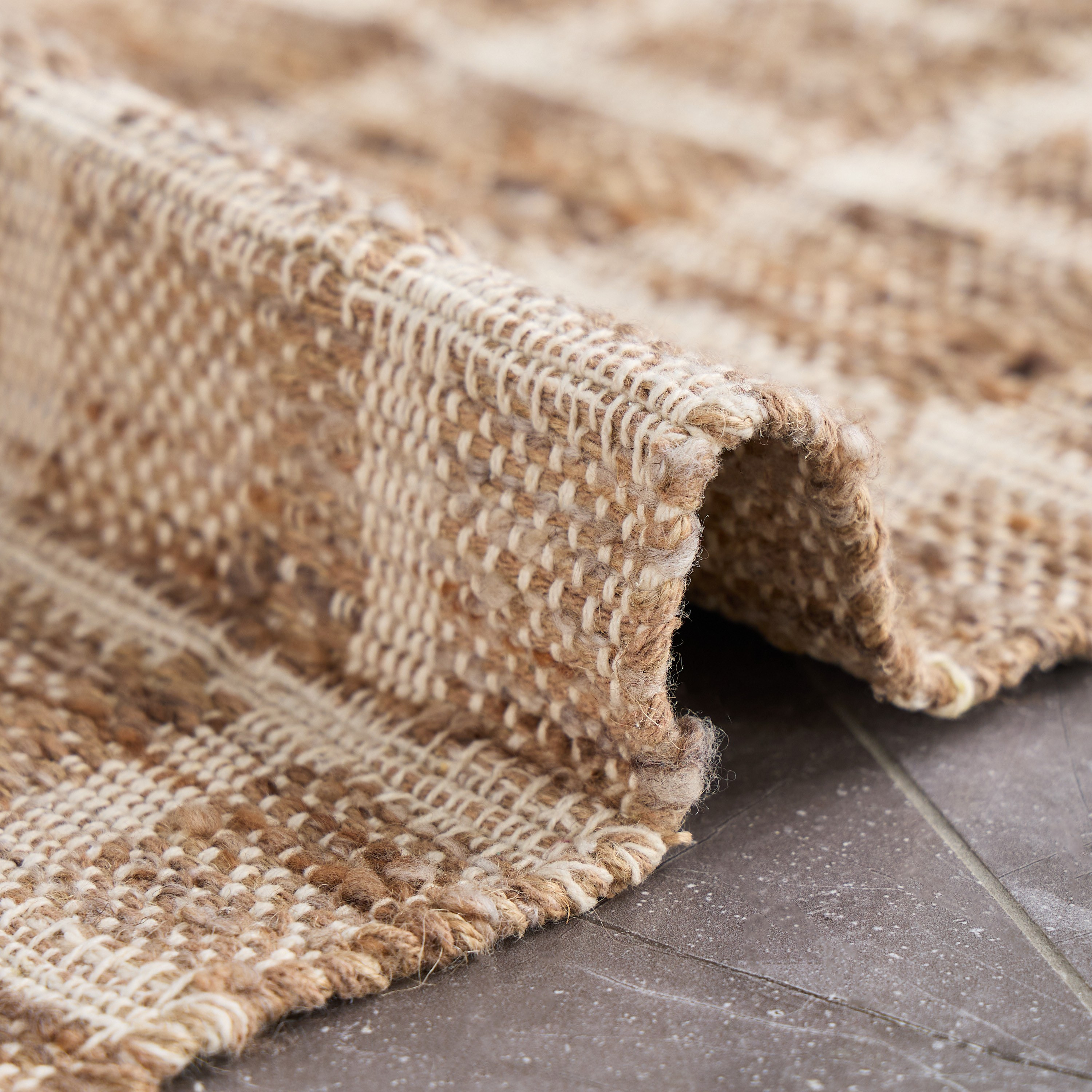 سجادة دوري منسوجة يدوياً - نيرينا - 90×150 سم-household-rugsandcarpets-rugs-image-3