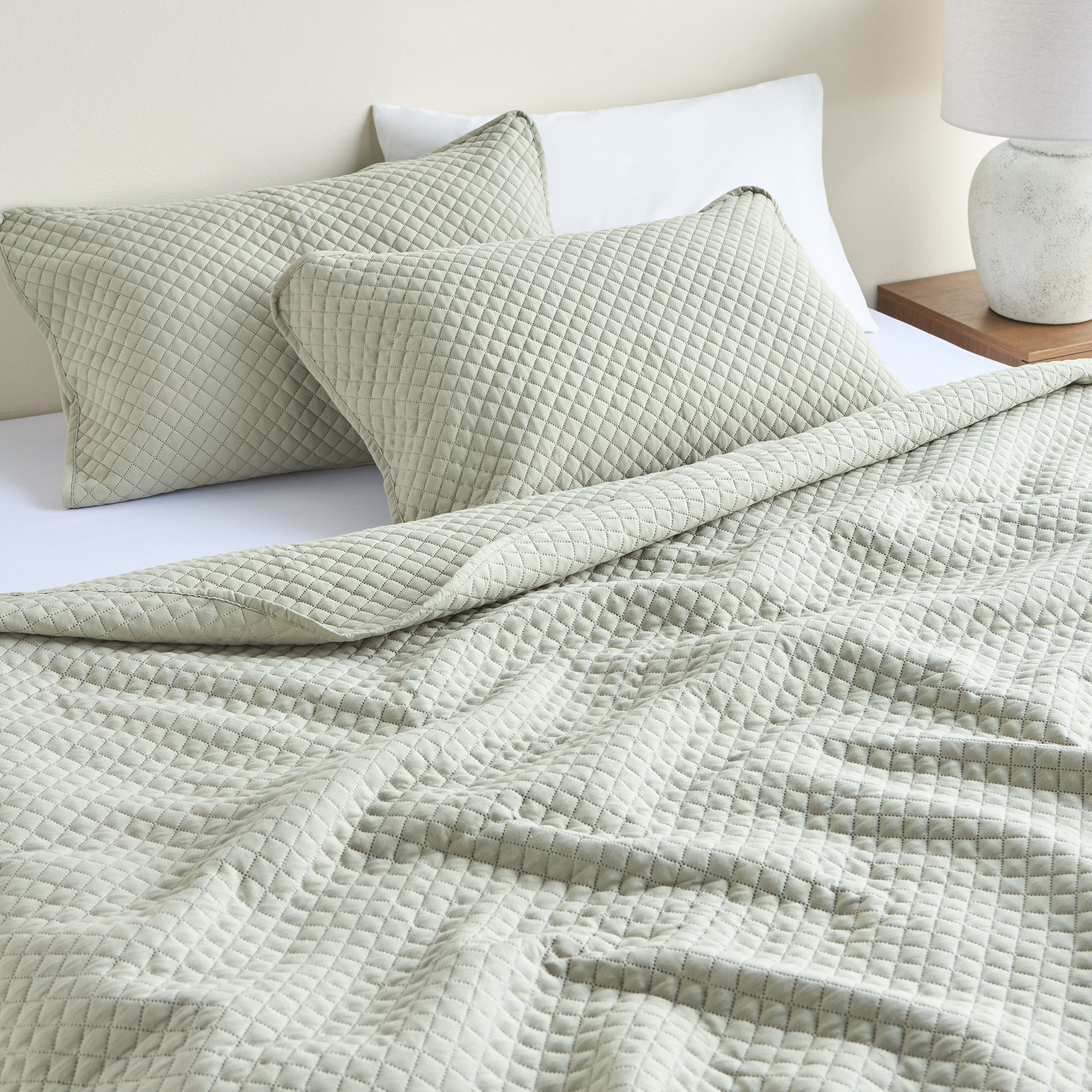 Marla Washed Quilted 3-Piece Super King Bedspread Set - 240x260 cm-household-bedding-comfortersandbedspreads-bedspreads-image-5