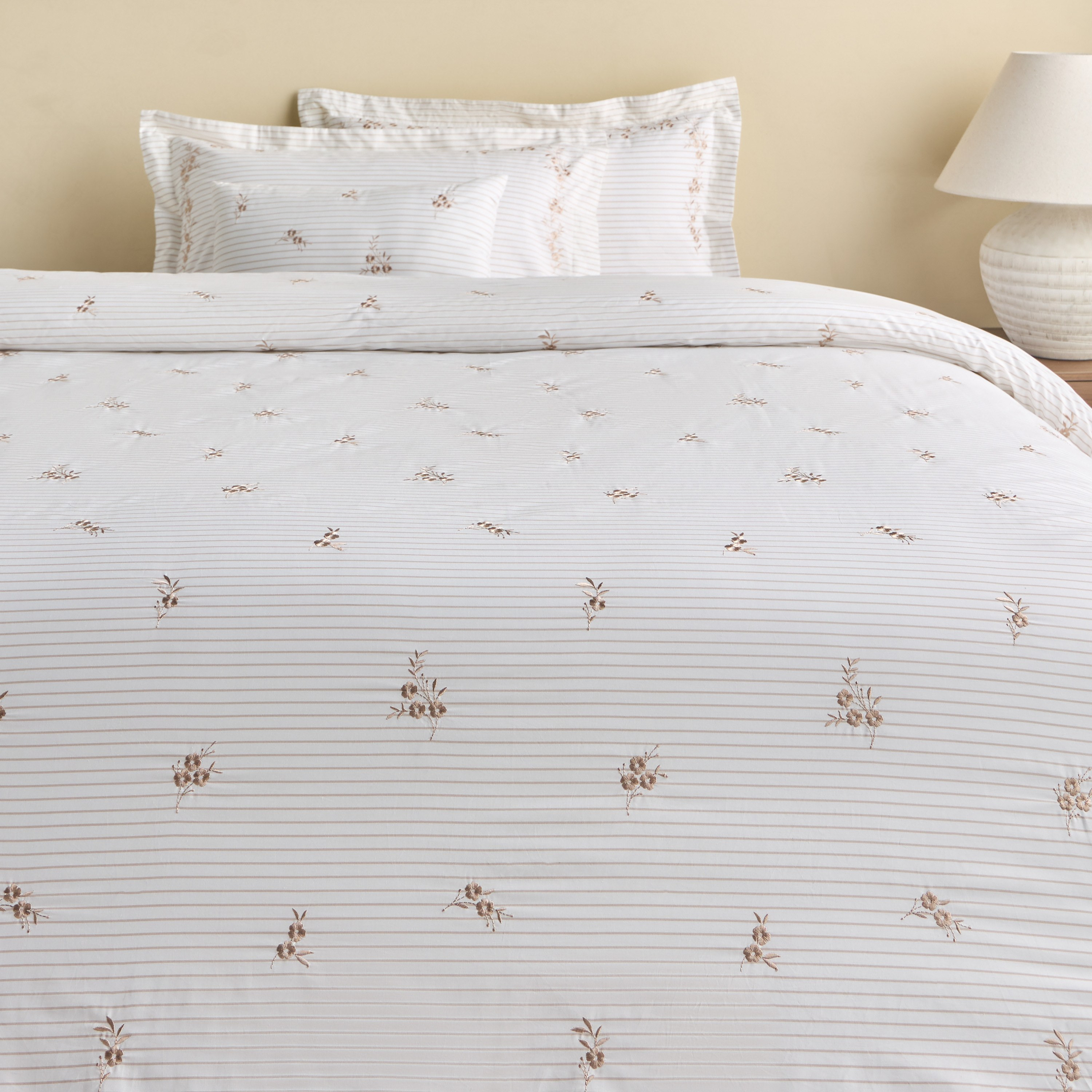 Foliage Milie Cotton Embroidered 200 Thread Count 4-Piece Super King Comforter Set - 240x260 cm-household-bedding-comfortersandbedspreads-comforters-image-2