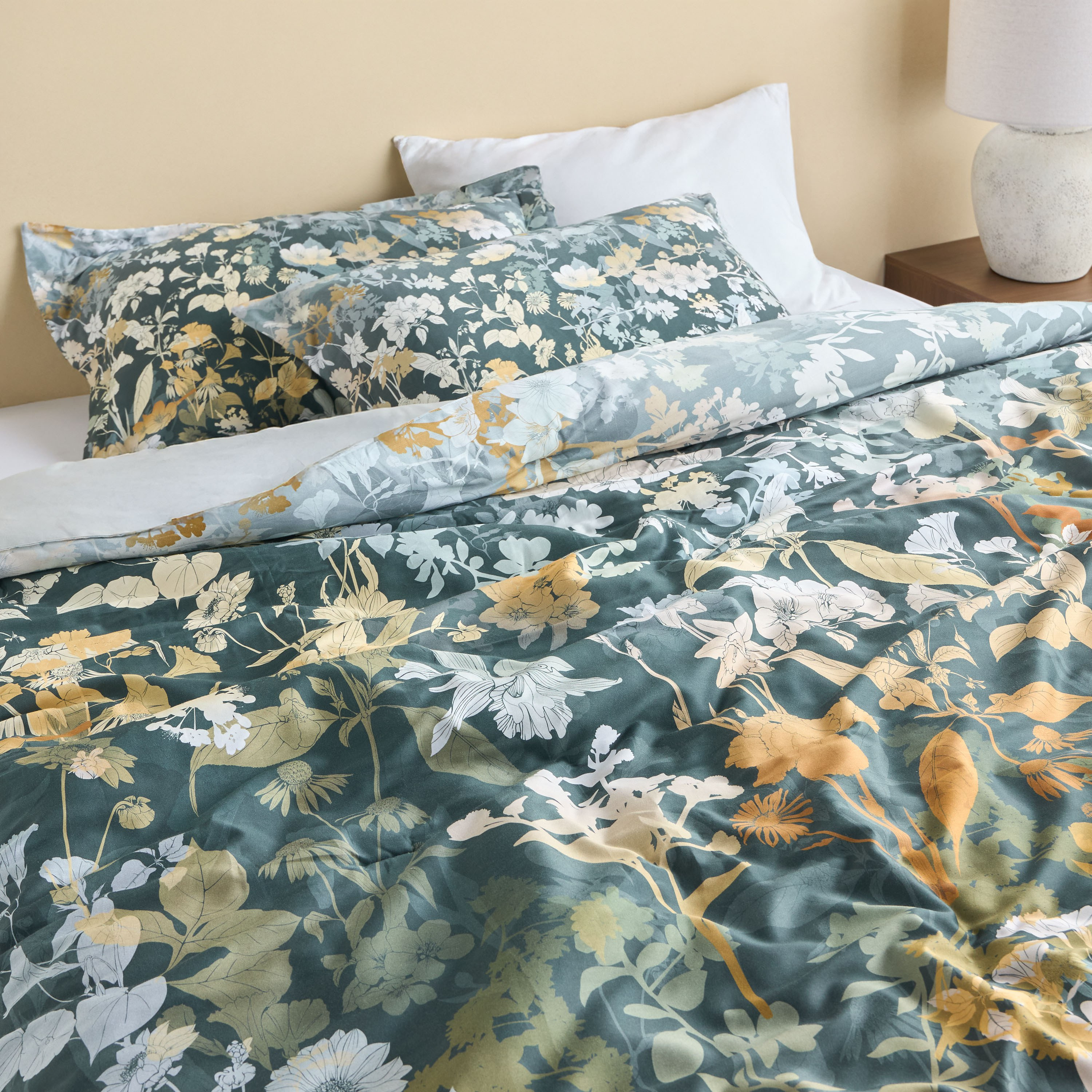 Libreville Cotton Sateen Printed 3-Piece Super King Comforter Set - 240x260 cm-household-bedding-comfortersandbedspreads-comforters-image-5