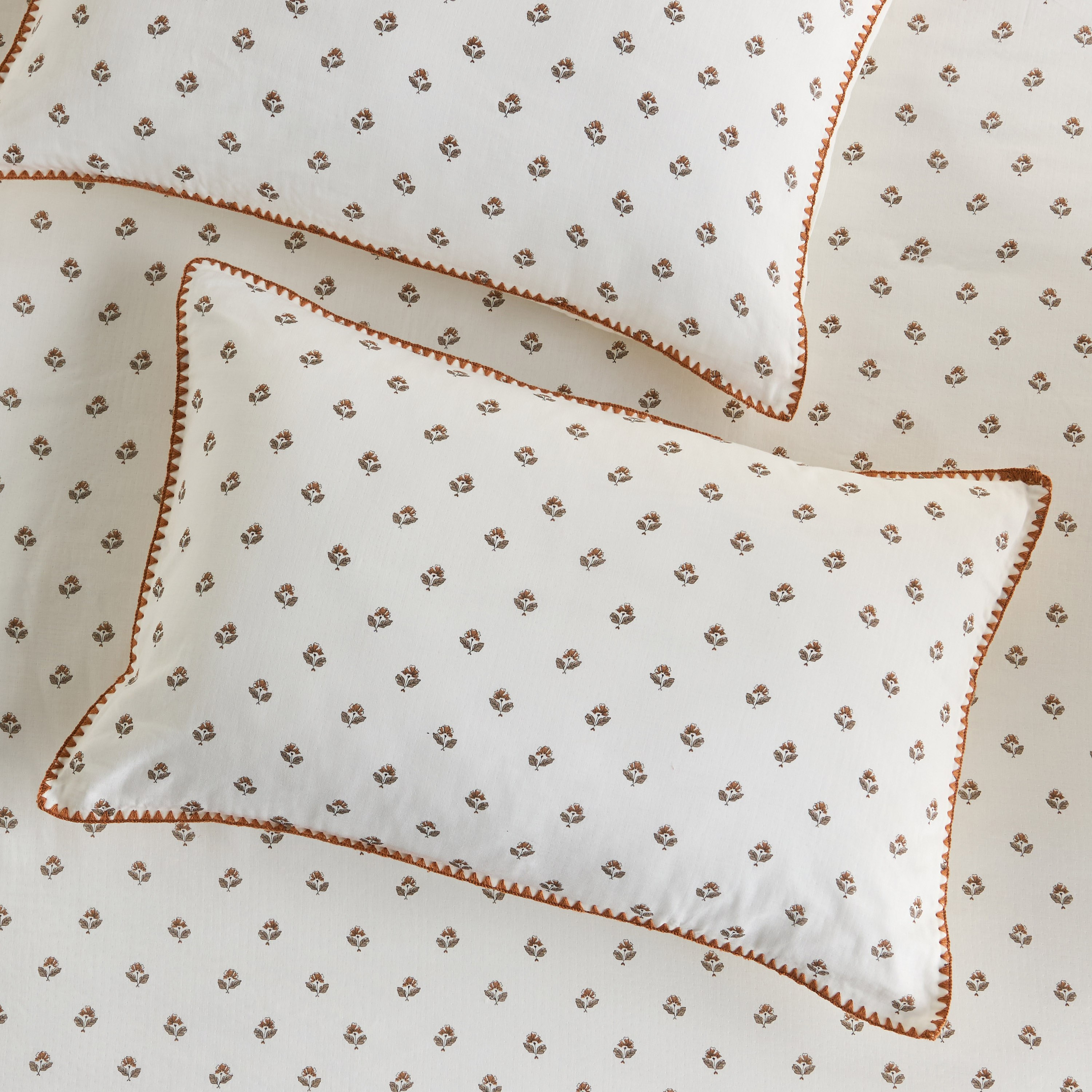 طقم لحاف سوبر كينج قطن 3 قطع بطبعات - بونيتا فلورال - 240x260 سم-household-bedding-comfortersandbedspreads-comforters-image-3