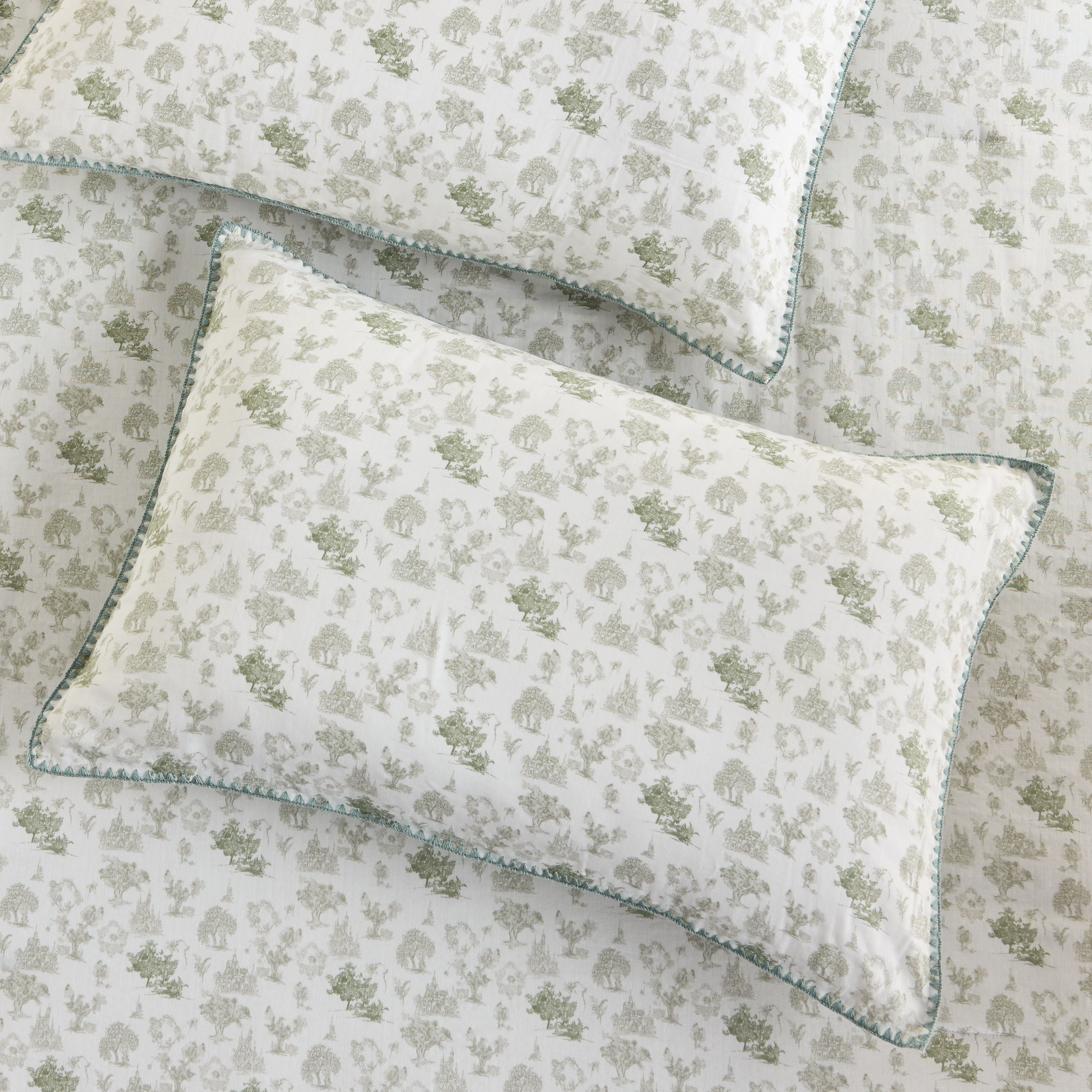 Loyla Meadow Cotton Printed 3-Piece Super King Comforter Set - 240x260 cm-household-bedding-comfortersandbedspreads-comforters-image-3
