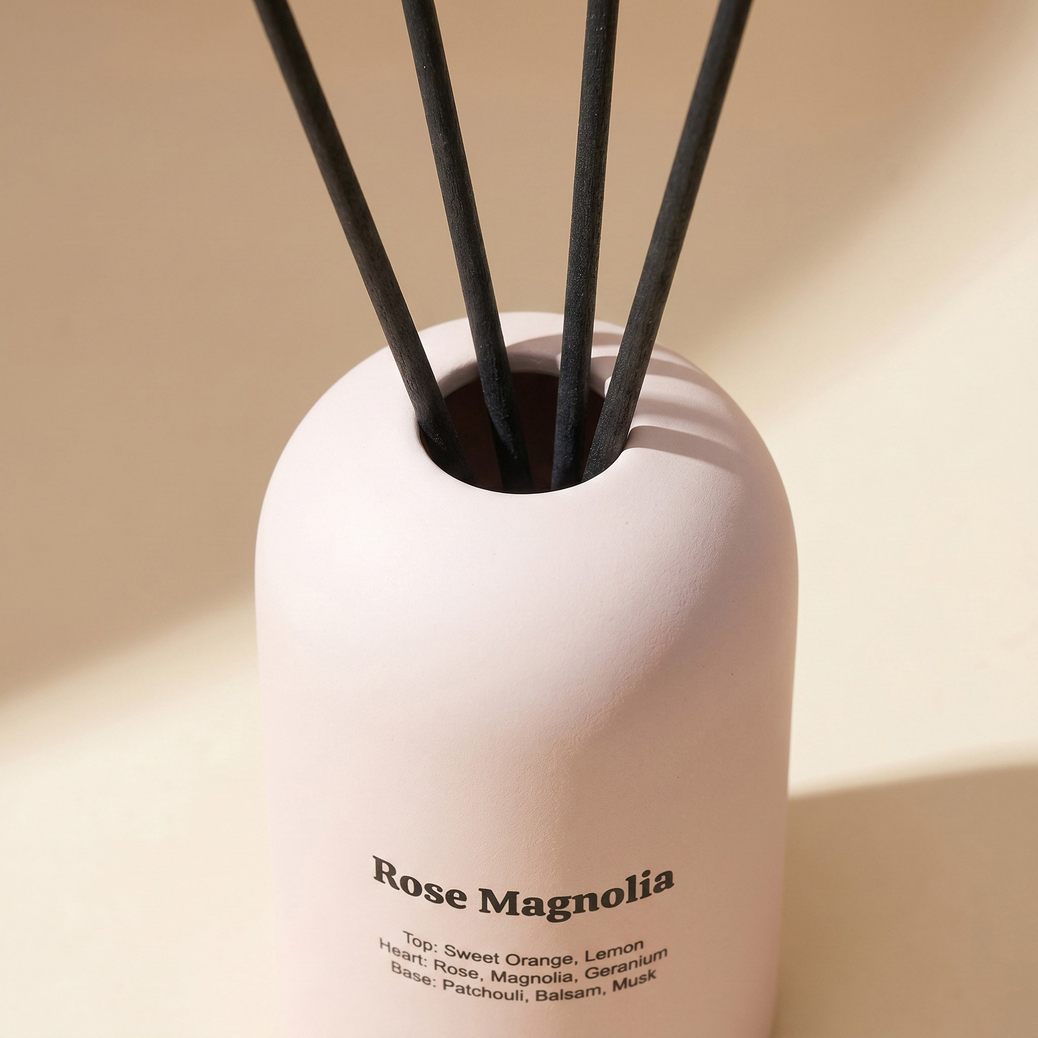 Lumen Rose Magnolia Ceramic Reed Diffuser - 150 ml-household-homefragrance-reeddiffusers-image-2