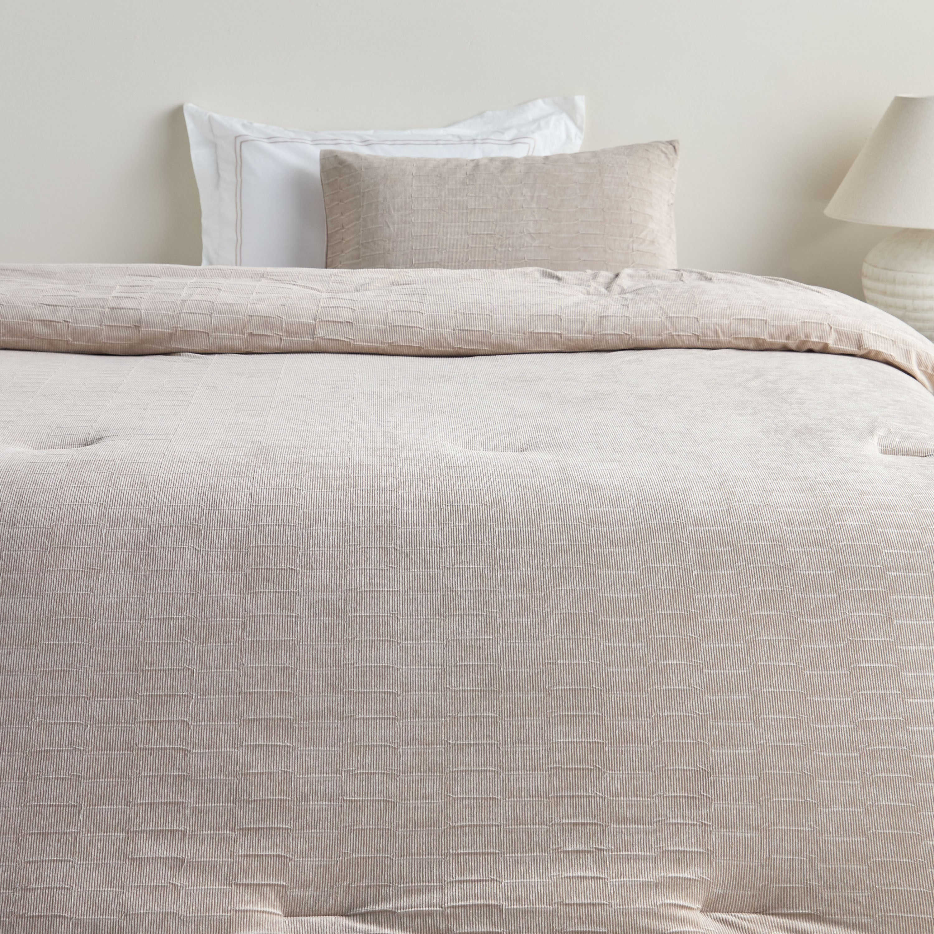 Rex Greek Velvet Weave 4-Piece Full Comforter and Sheet Set- 160x240 cm-household-bedding-comfortersandbedspreads-bedinabag-image-2