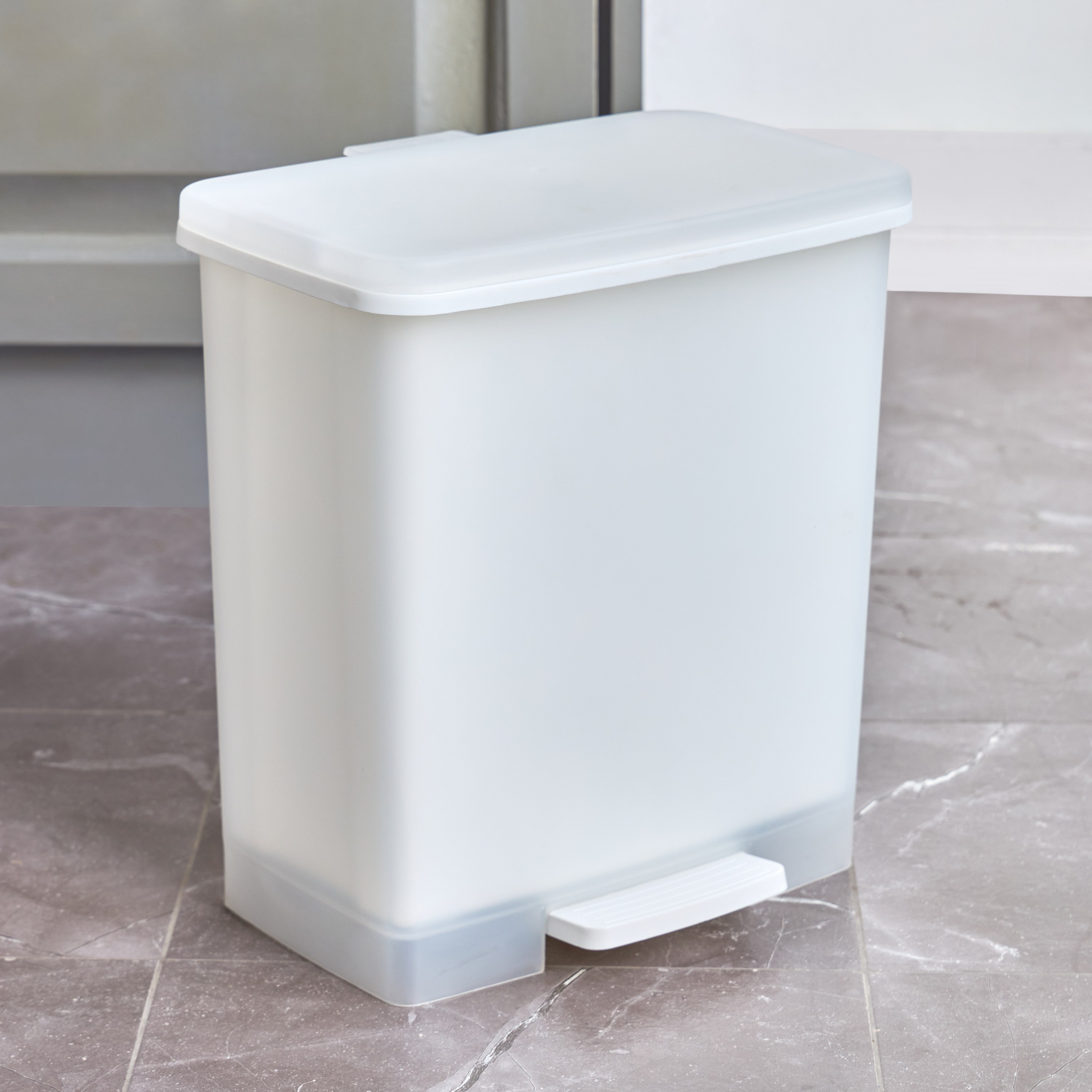 Elsa Pedal Waste Bin - 10 L-household-bathandlaundry-wastebinsandaccessories-image-1