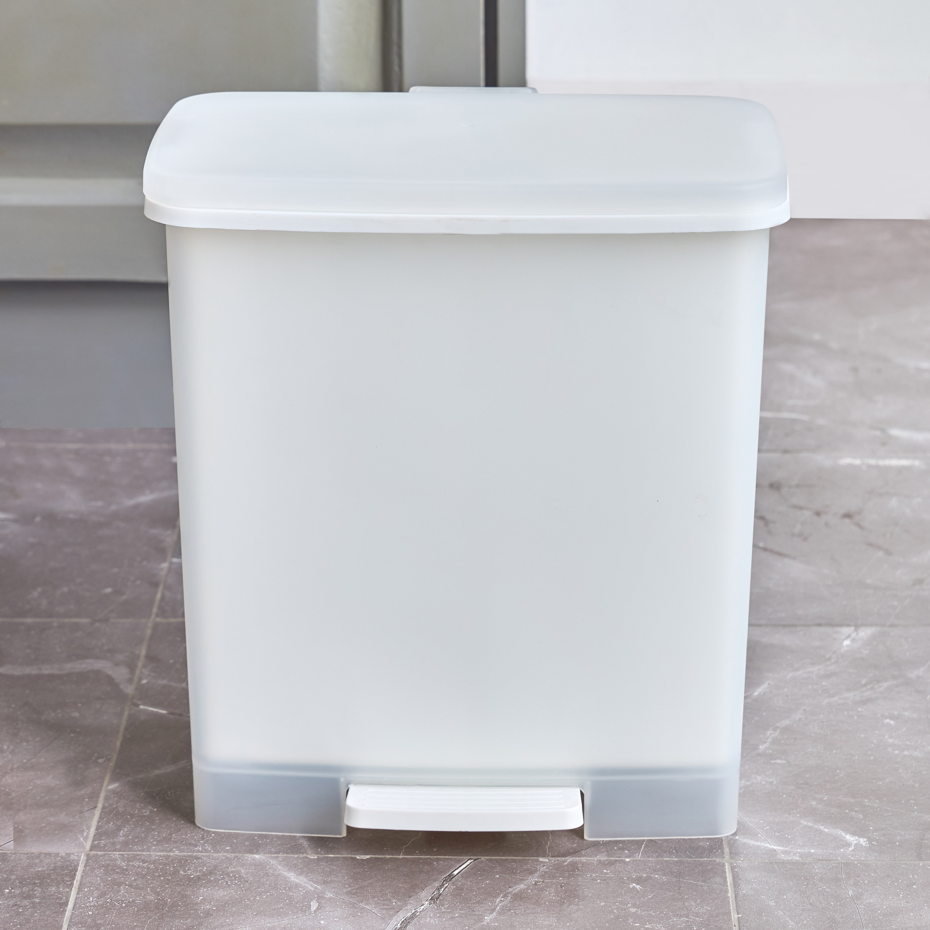 Elsa Pedal Waste Bin - 10 L-household-bathandlaundry-wastebinsandaccessories-image-2