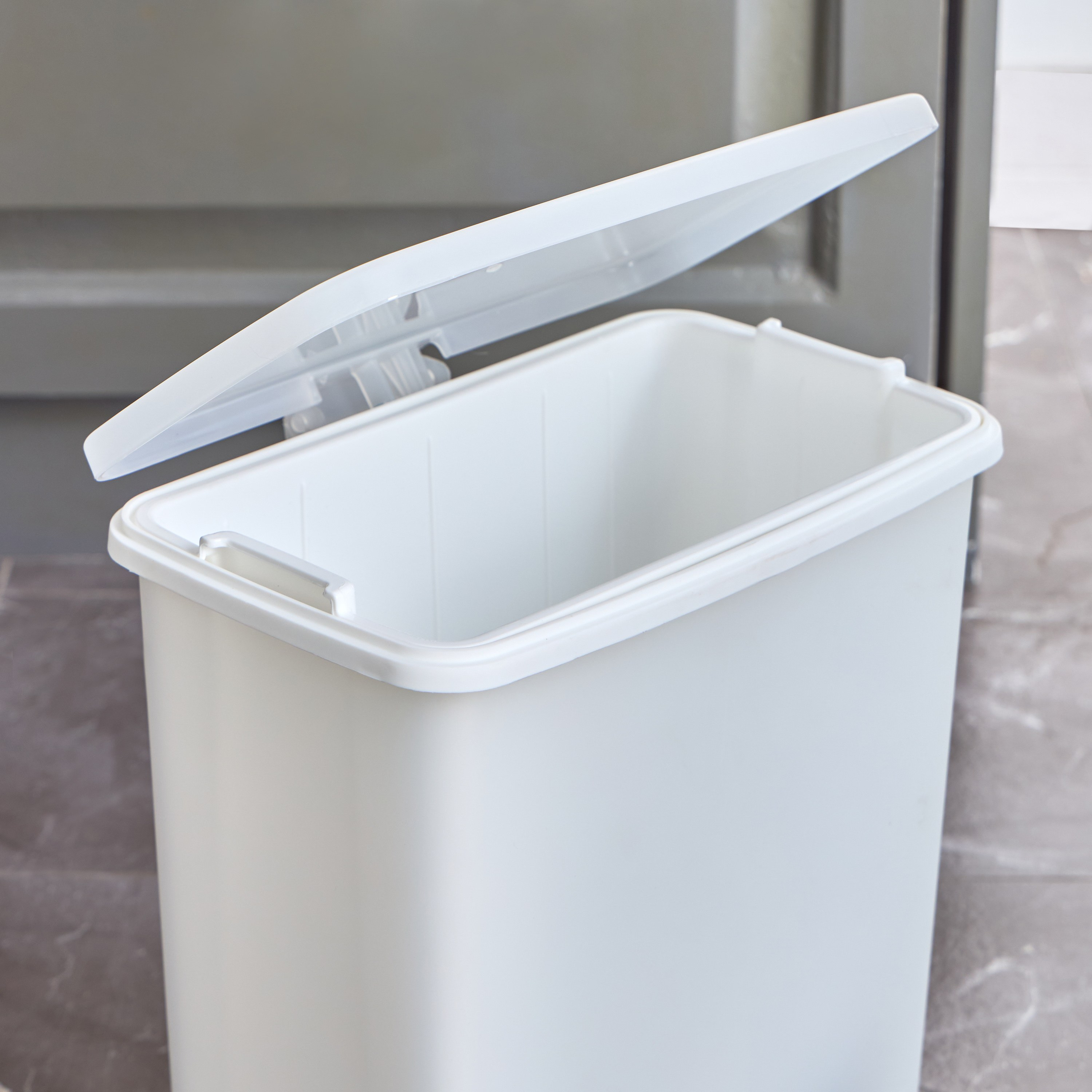 Elsa Pedal Waste Bin - 10 L-household-bathandlaundry-wastebinsandaccessories-image-3