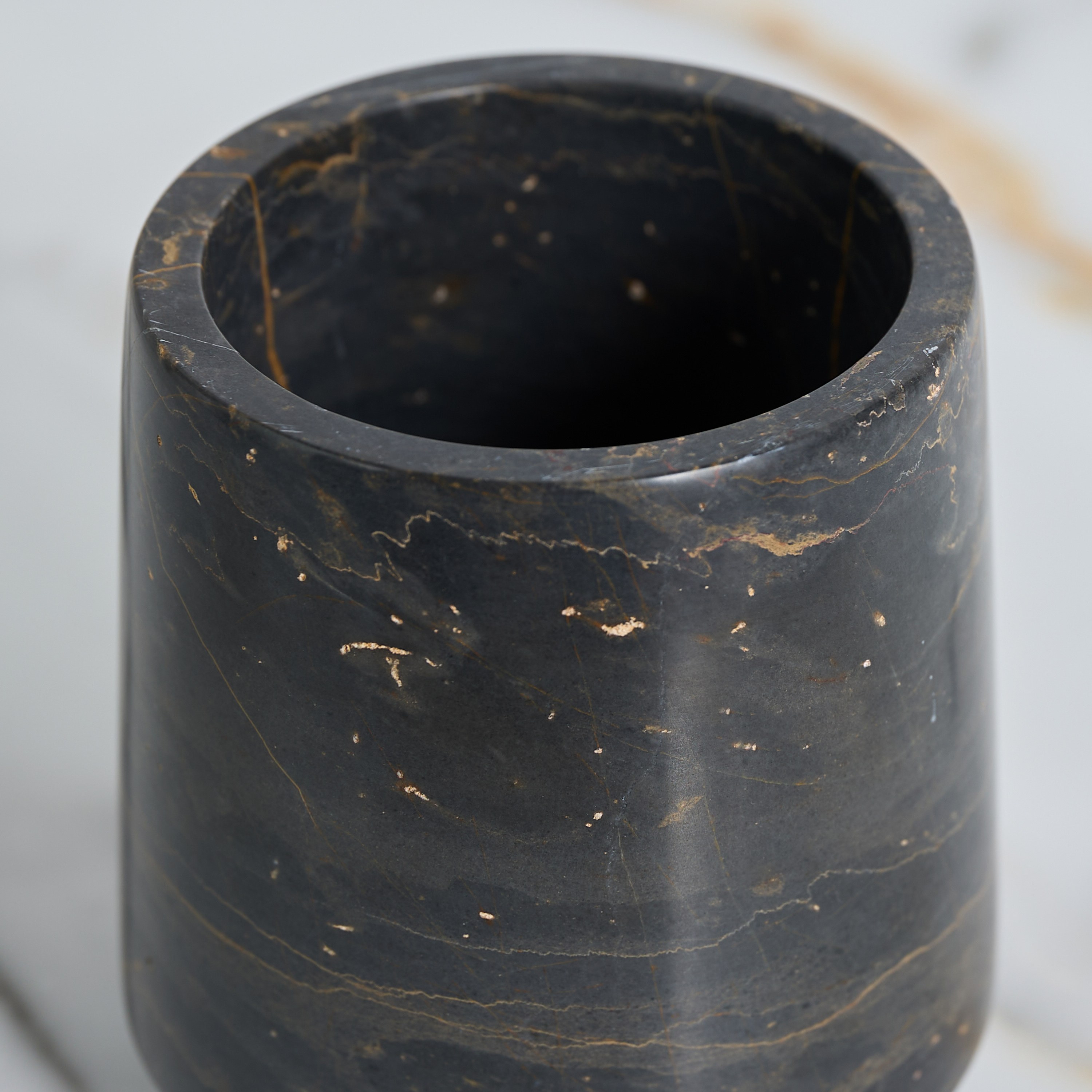 Sharon Tumbler-household-bathandlaundry-bathaccessories-toothbrushholdersandtumblers-image-3
