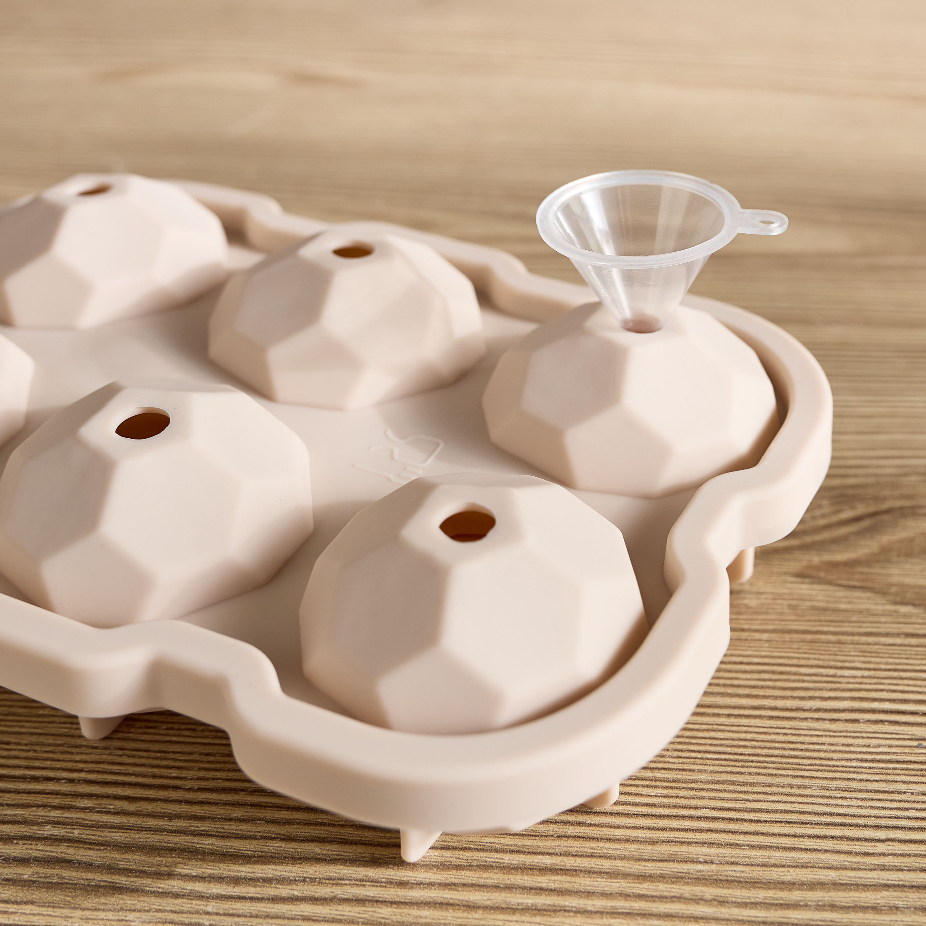 Alaska Ice Tray-household-kitchen-kitchenorganising-fridgeorganising-image-3