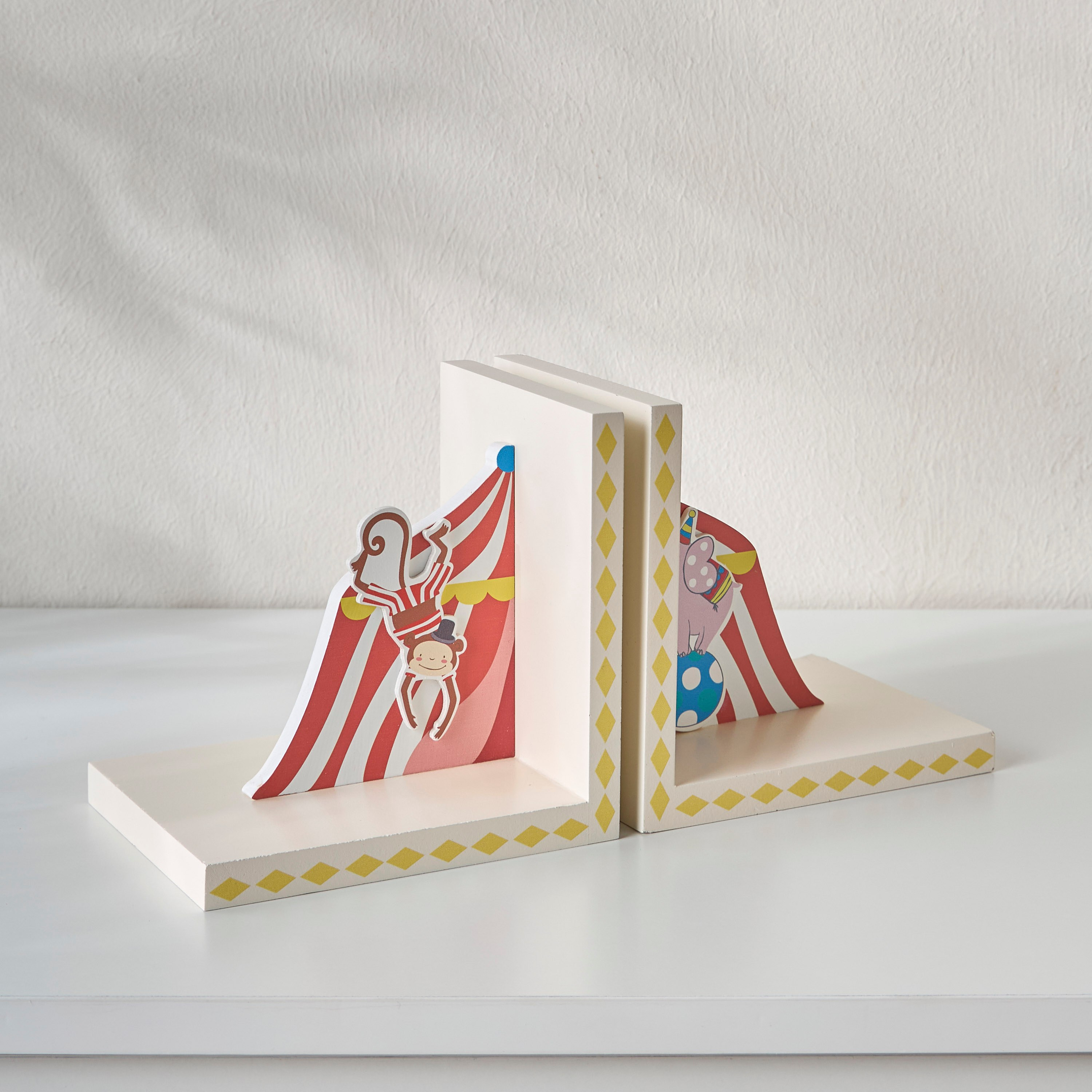 مساند كتب - كرتفال - طقم من 2-babyandkids-decorandlighting-decor-decoraccessories-image-1