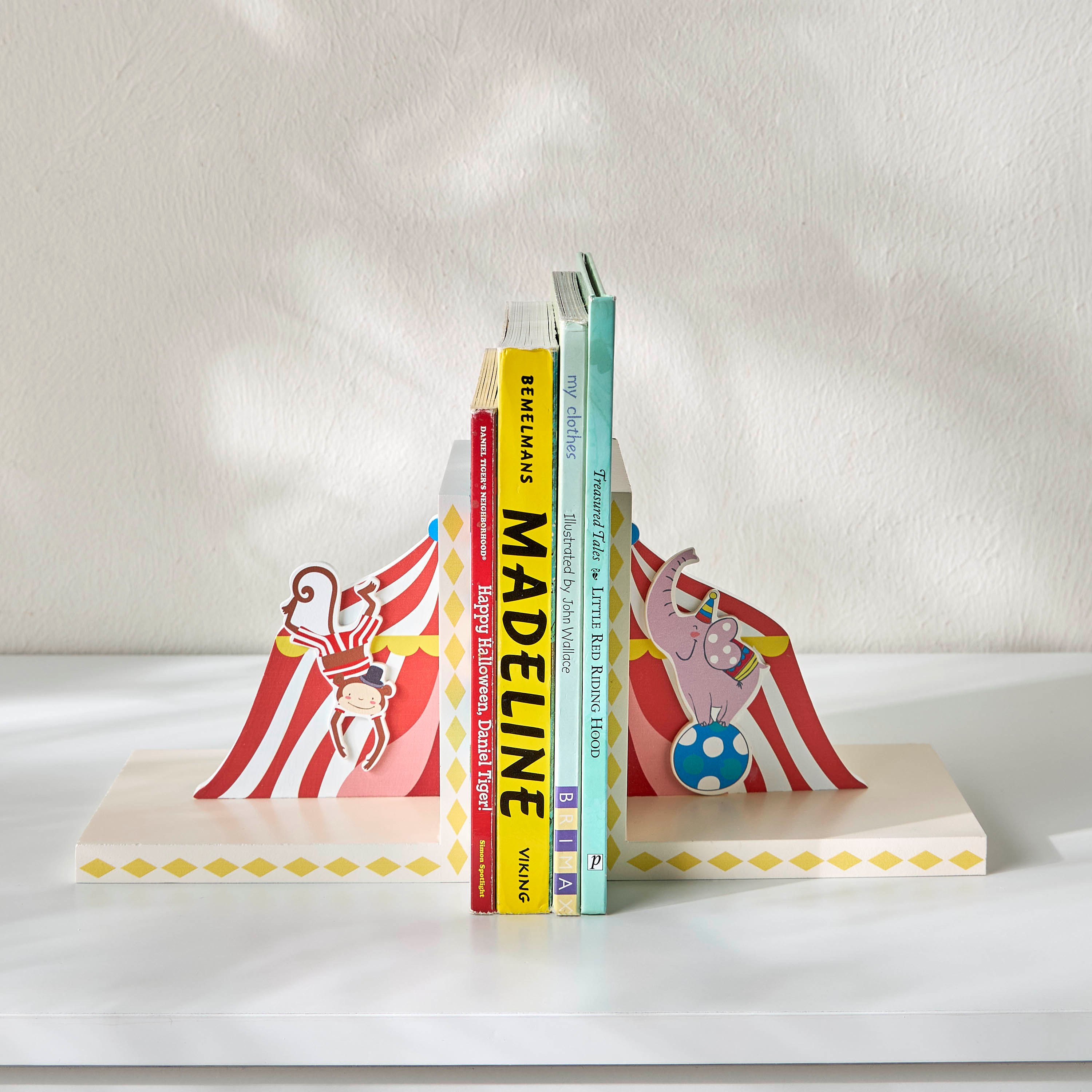 مساند كتب - كرتفال - طقم من 2-babyandkids-decorandlighting-decor-decoraccessories-image-2