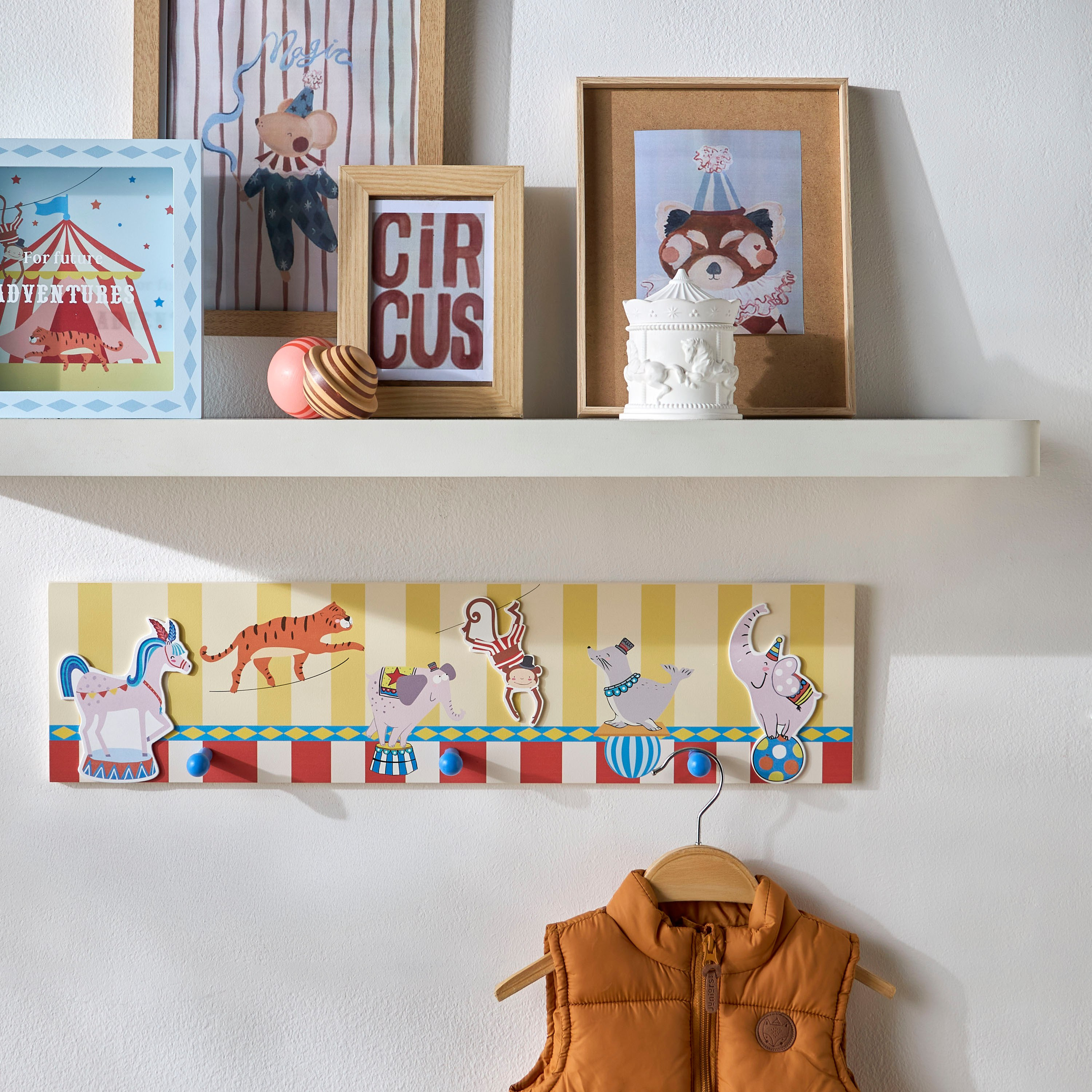 Carnival Clothes Hanger-babyandkids-decorandlighting-decor-decoraccessories-image-3