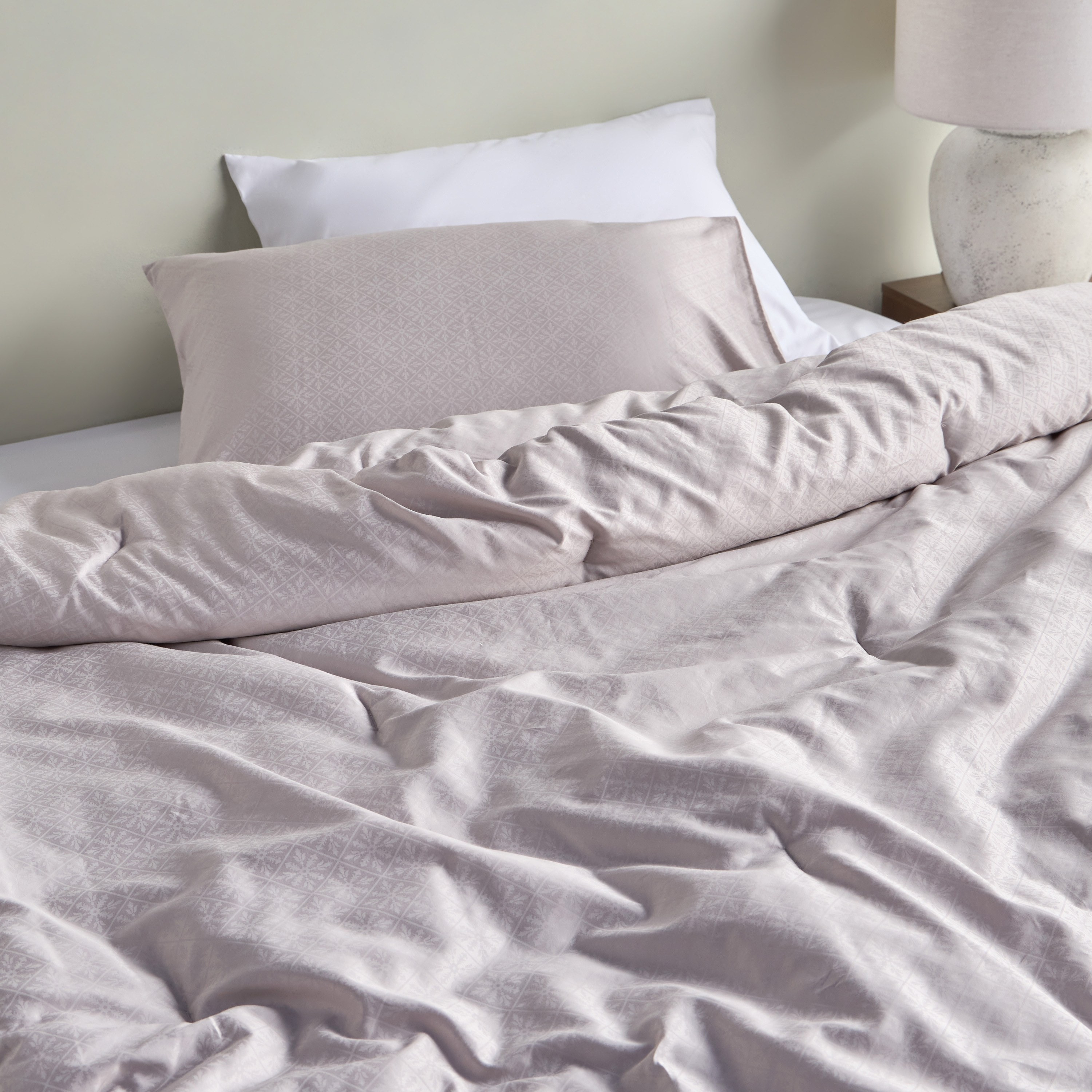 Avira Egyptian Cotton 400 Thread Count 2-Piece Full Comforter Set - 160x240 cm-household-bedding-comfortersandbedspreads-comforters-image-5