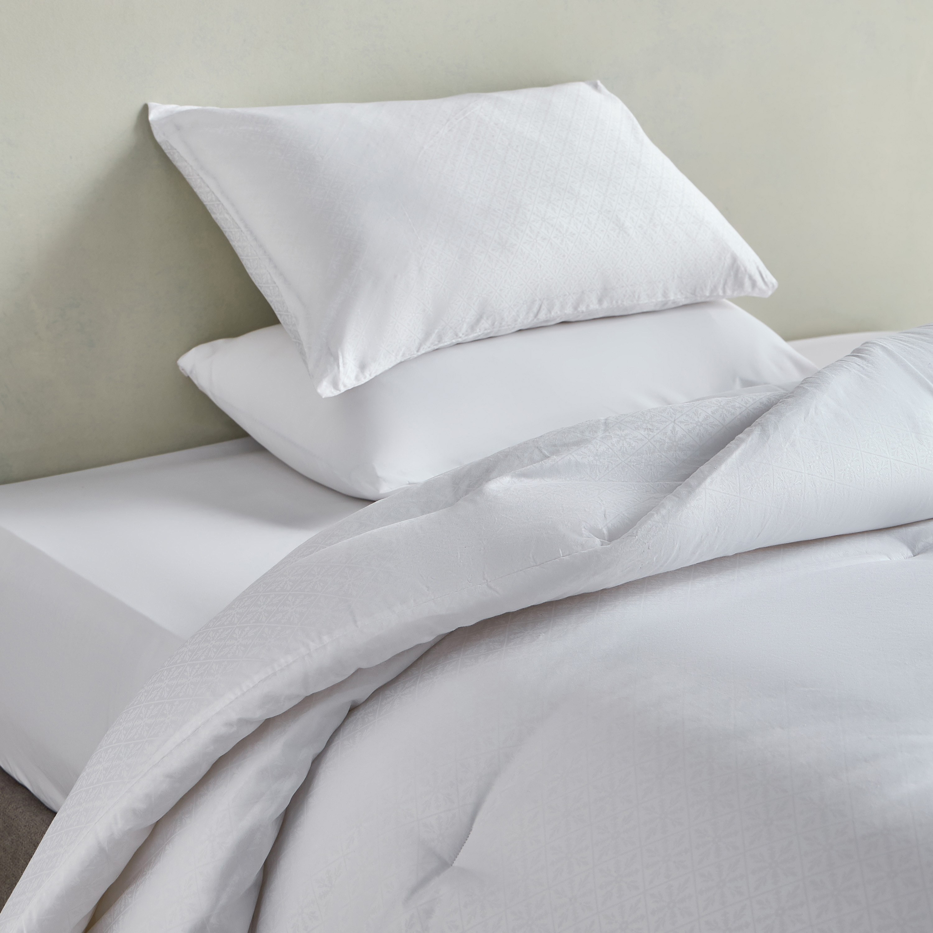 Avira Egyptian Cotton 400 Thread Count 2-Piece Full Comforter Set - 160x240 cm-household-bedding-comfortersandbedspreads-comforters-image-1